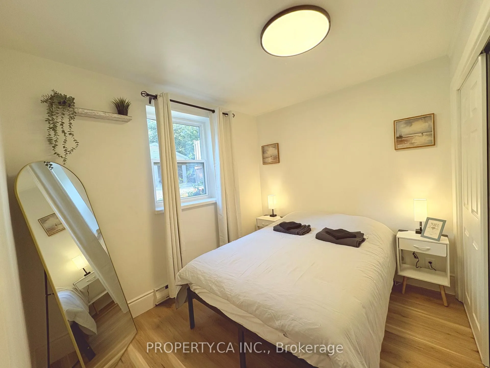 Photo 21 of 882 Broadview Avenue, Toronto, Playter Estates-Danforth — HOMEH