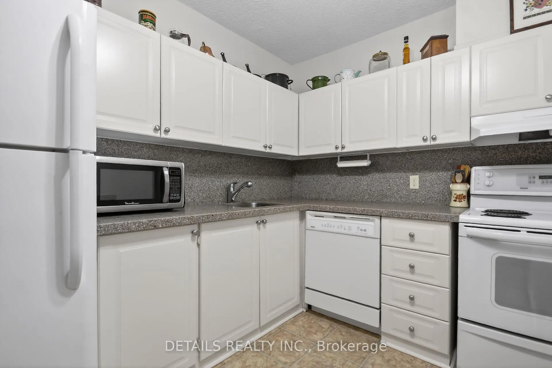 Photo 4 of Unit 2201, 900 Dynes Road, Ottawa, Carleton Square — HOMEH