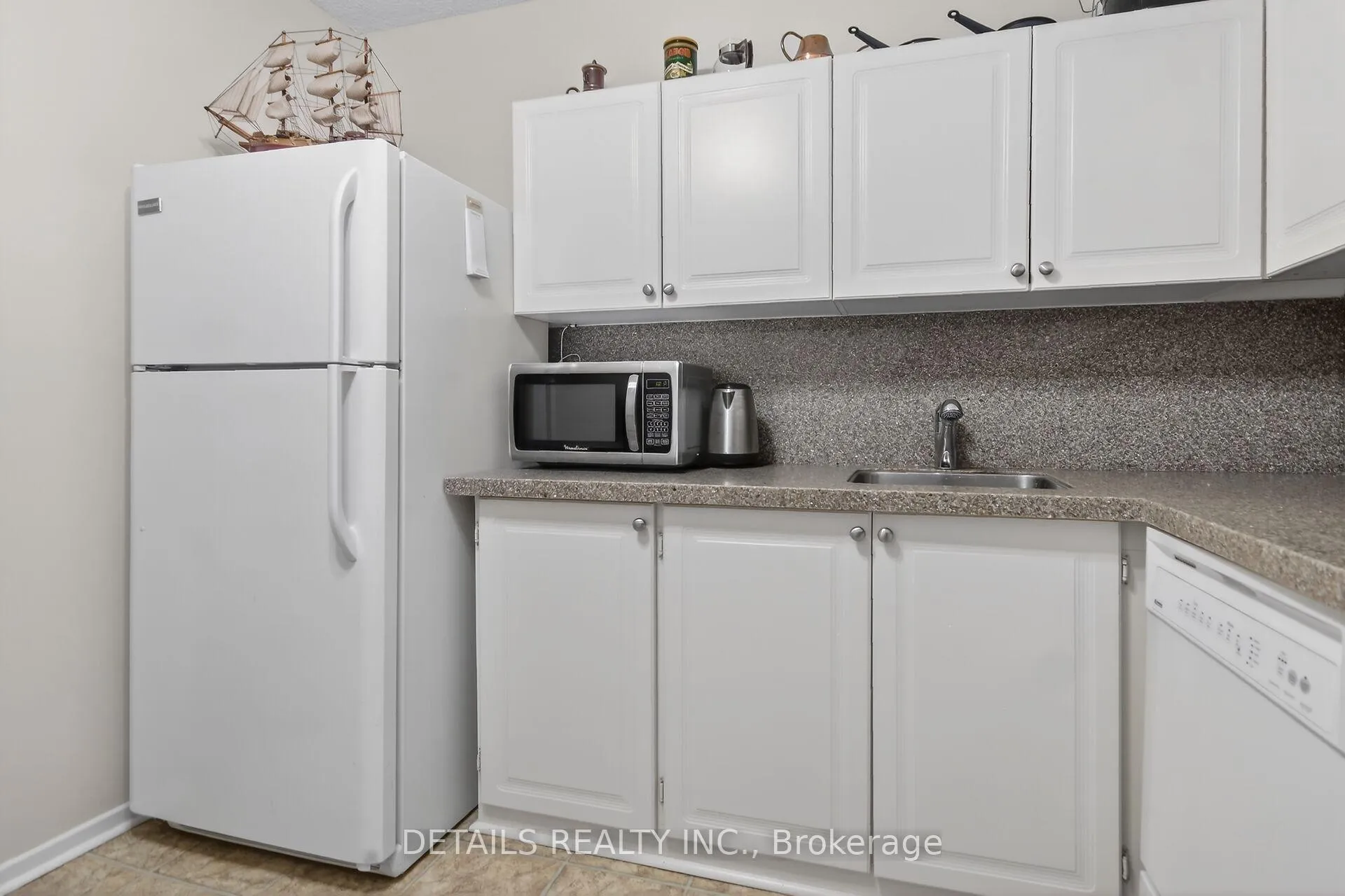 Photo 6 of Unit 2201, 900 Dynes Road, Ottawa, Carleton Square — HOMEH