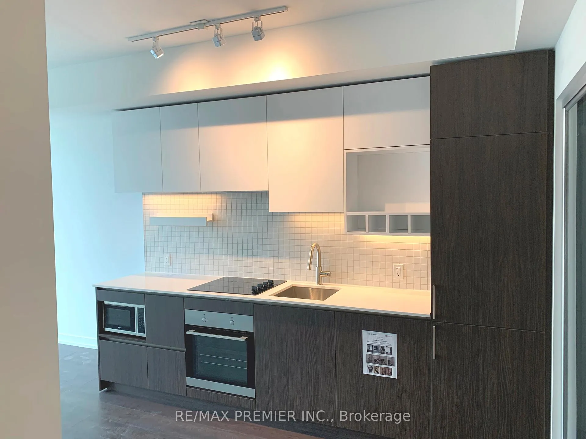 Photo 5 of Unit 4205, 898 Portage Parkway, Vaughan, Vaughan Corporate Centre — HOMEH