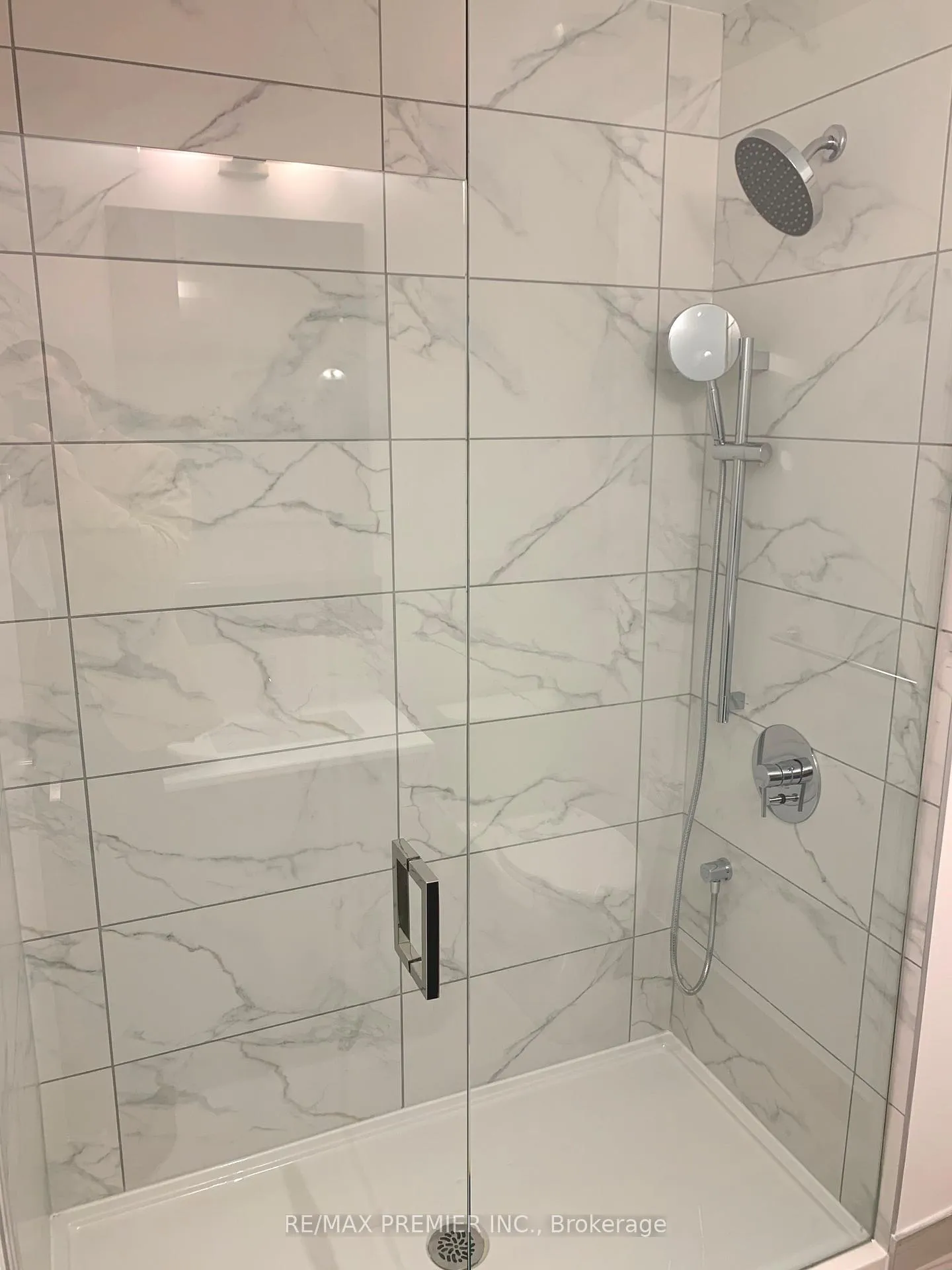 Photo 13 of Unit 4205, 898 Portage Parkway, Vaughan, Vaughan Corporate Centre — HOMEH