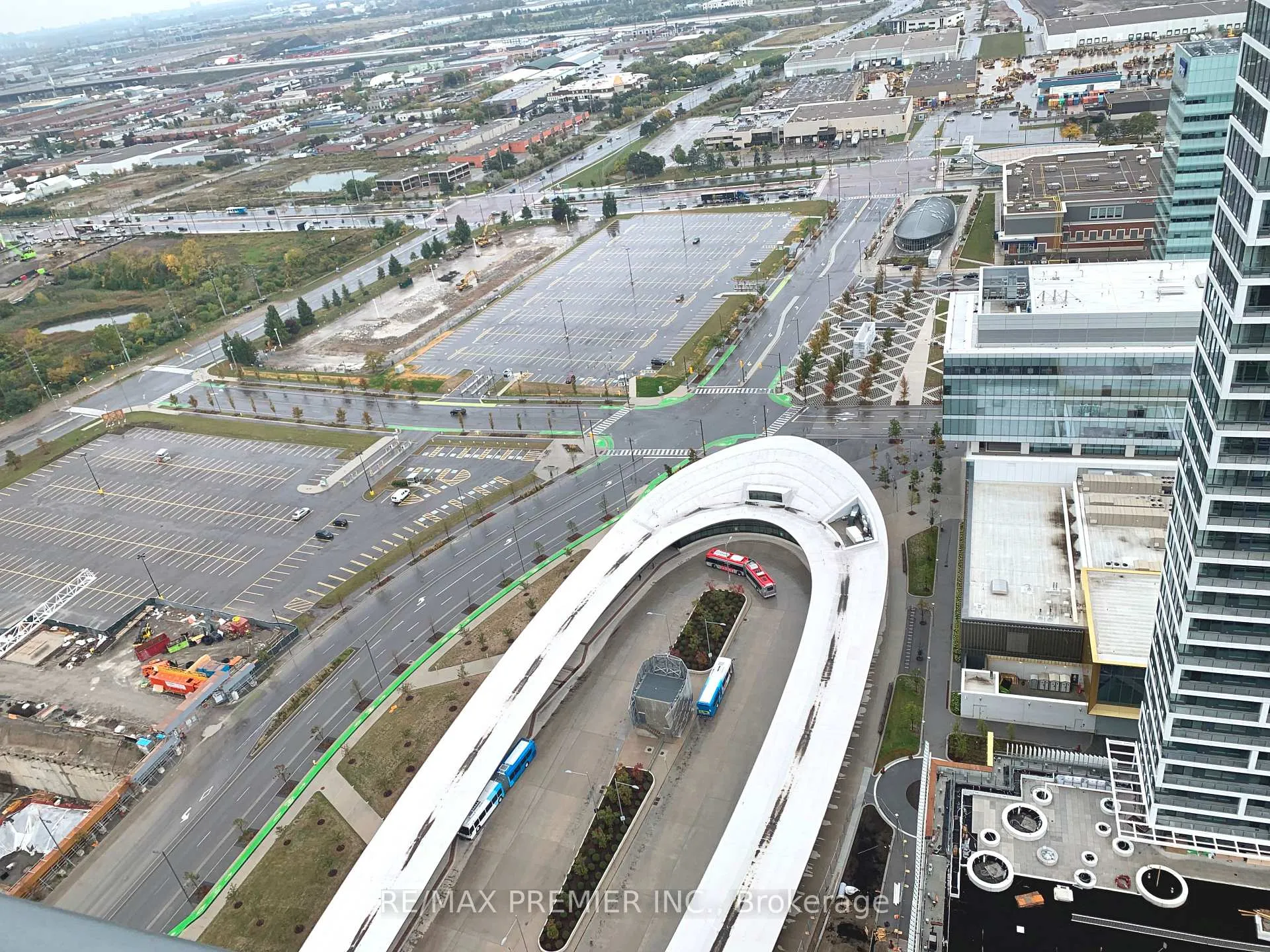 Photo 16 of Unit 4205, 898 Portage Parkway, Vaughan, Vaughan Corporate Centre — HOMEH