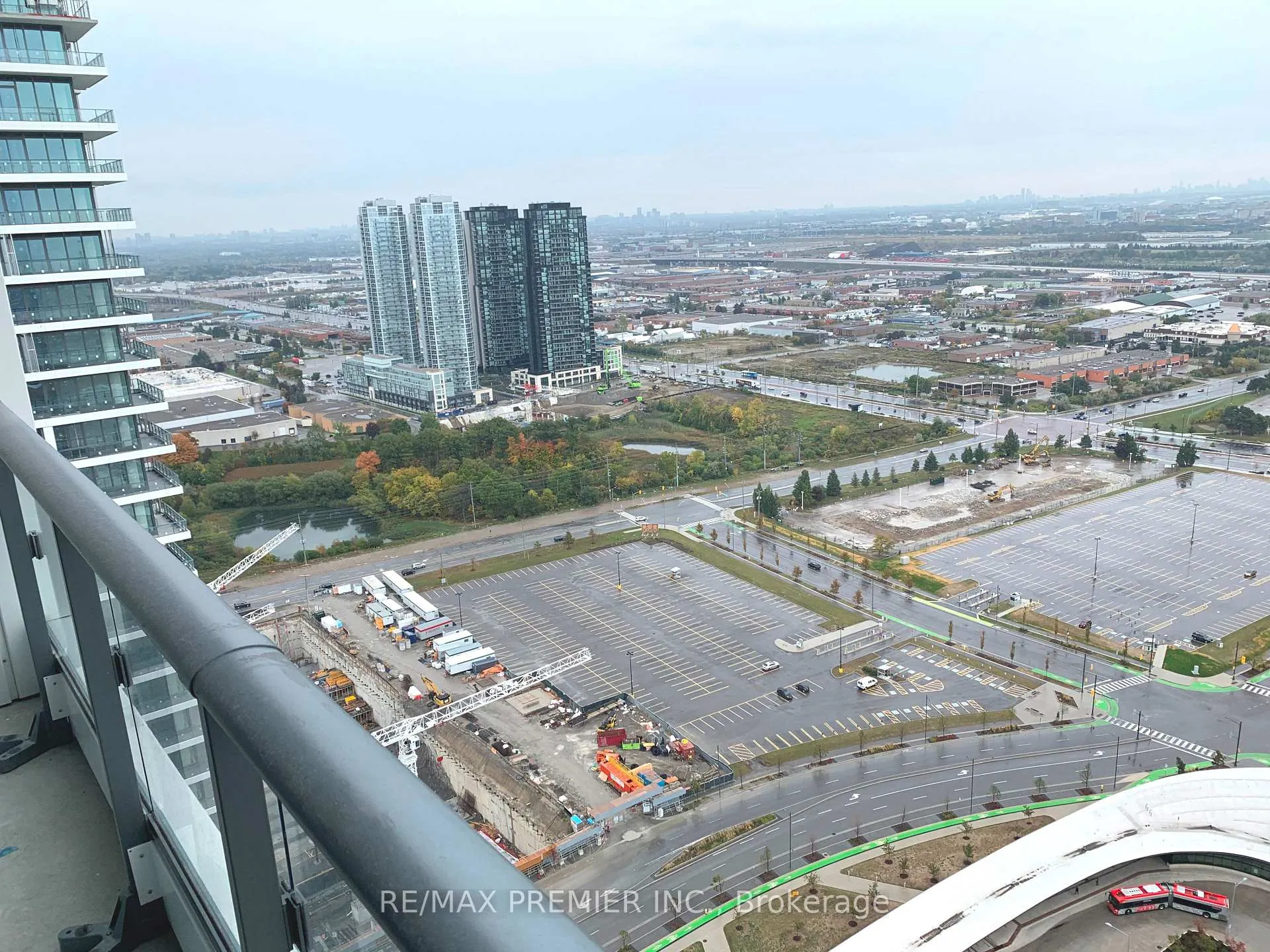 Photo 18 of Unit 4205, 898 Portage Parkway, Vaughan, Vaughan Corporate Centre — HOMEH