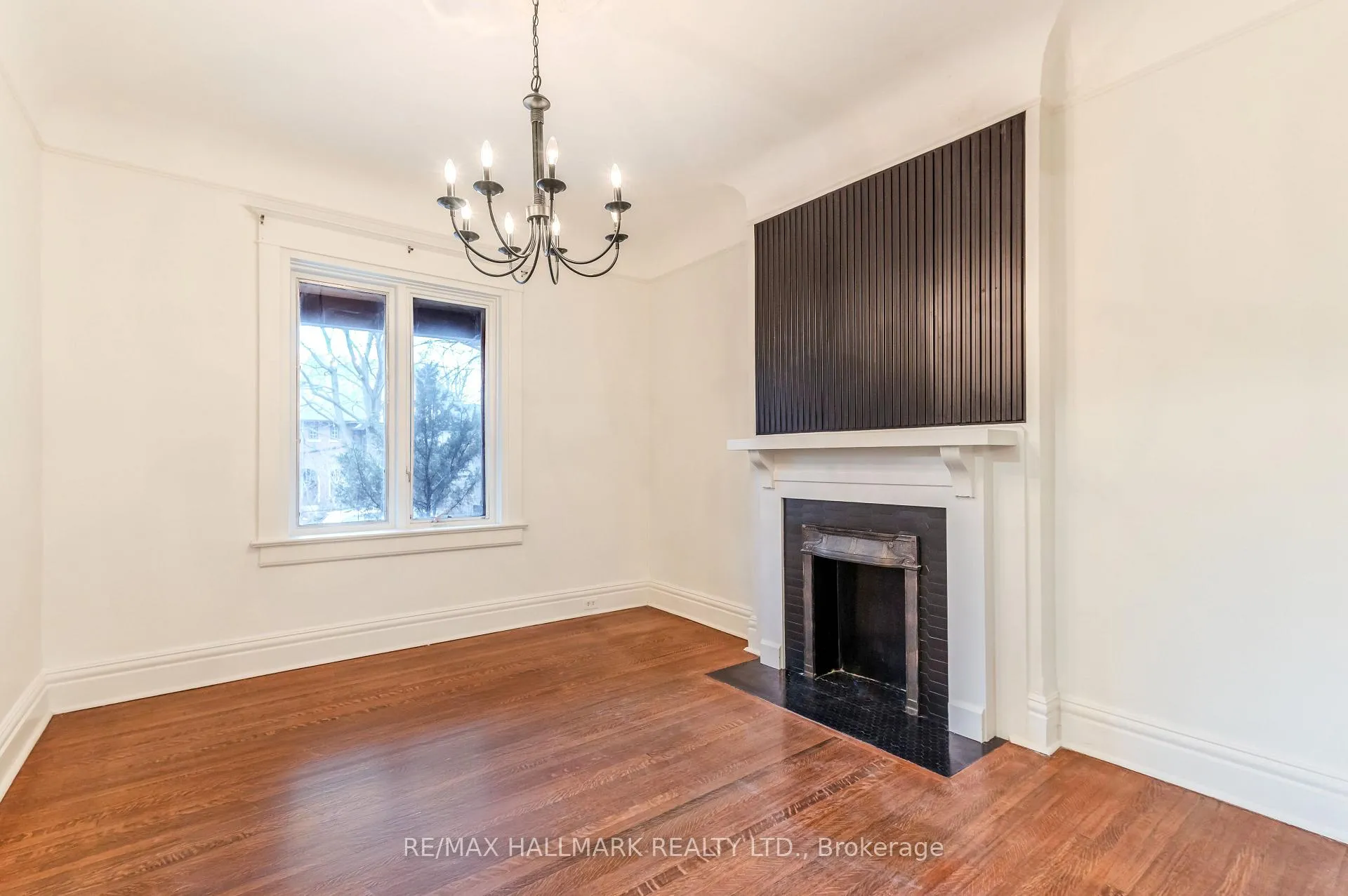 Photo 7 of 653 Logan Avenue, Toronto, North Riverdale — HOMEH