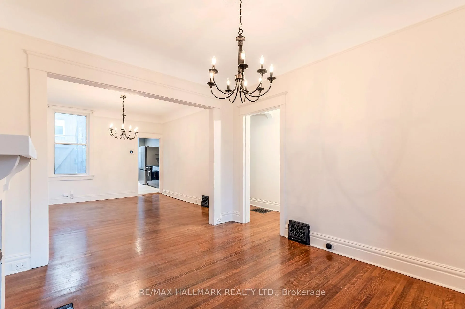 Photo 9 of 653 Logan Avenue, Toronto, North Riverdale — HOMEH
