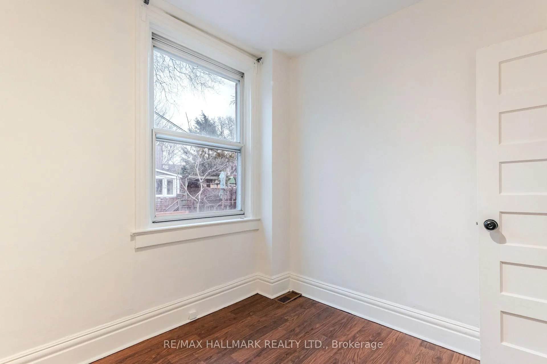 Photo 27 of 653 Logan Avenue, Toronto, North Riverdale — HOMEH
