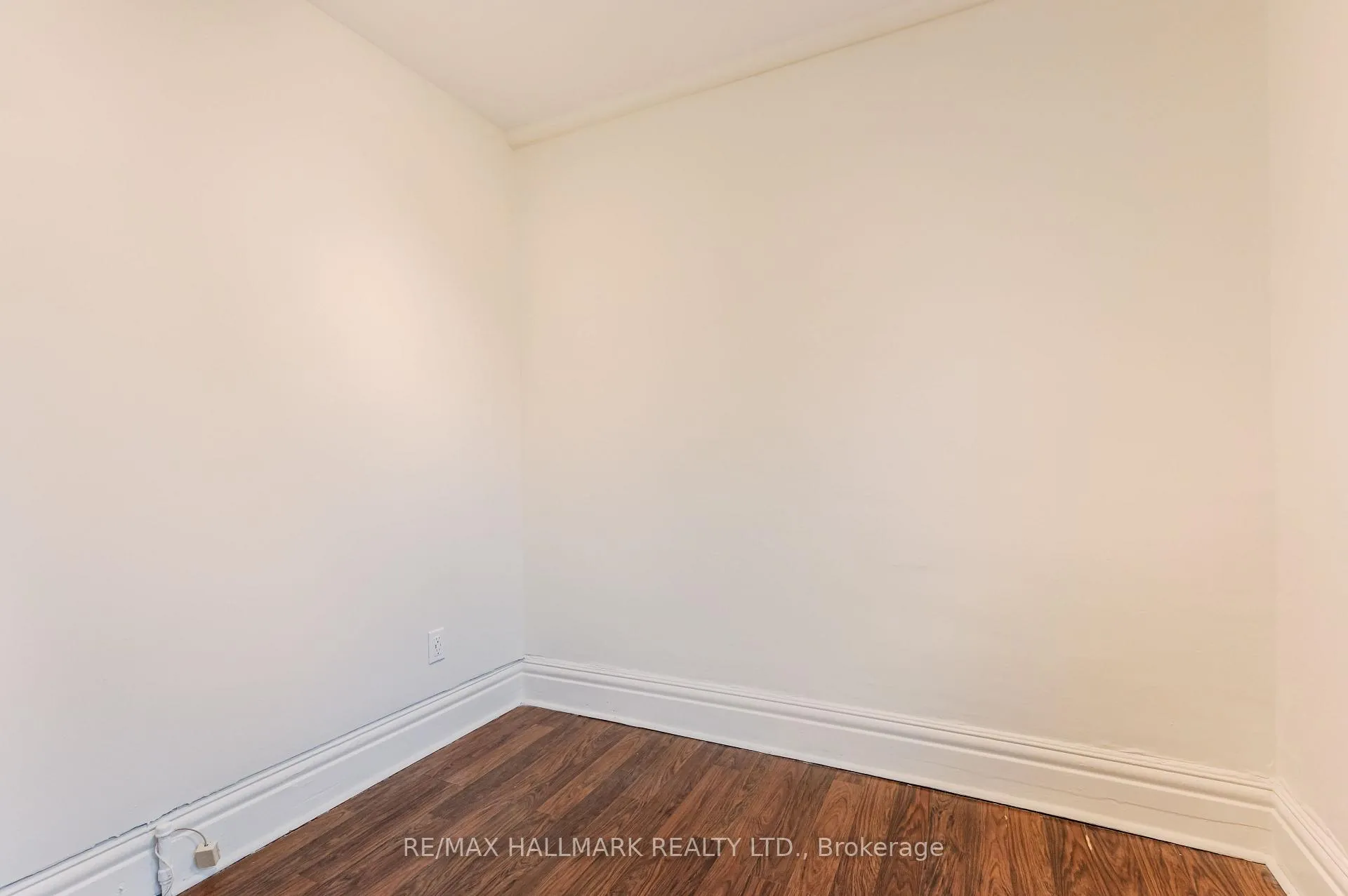 Photo 28 of 653 Logan Avenue, Toronto, North Riverdale — HOMEH