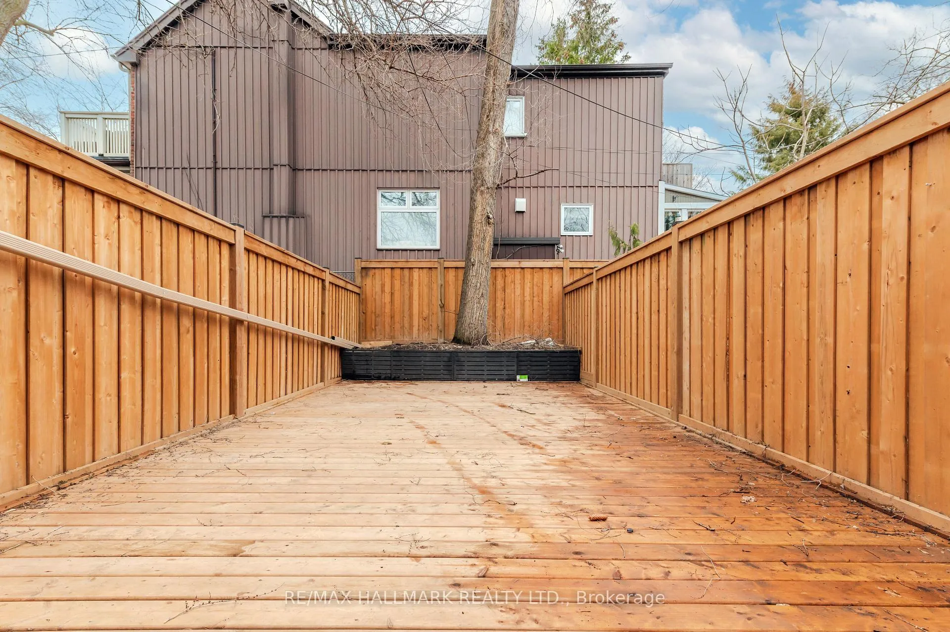 Photo 31 of 653 Logan Avenue, Toronto, North Riverdale — HOMEH