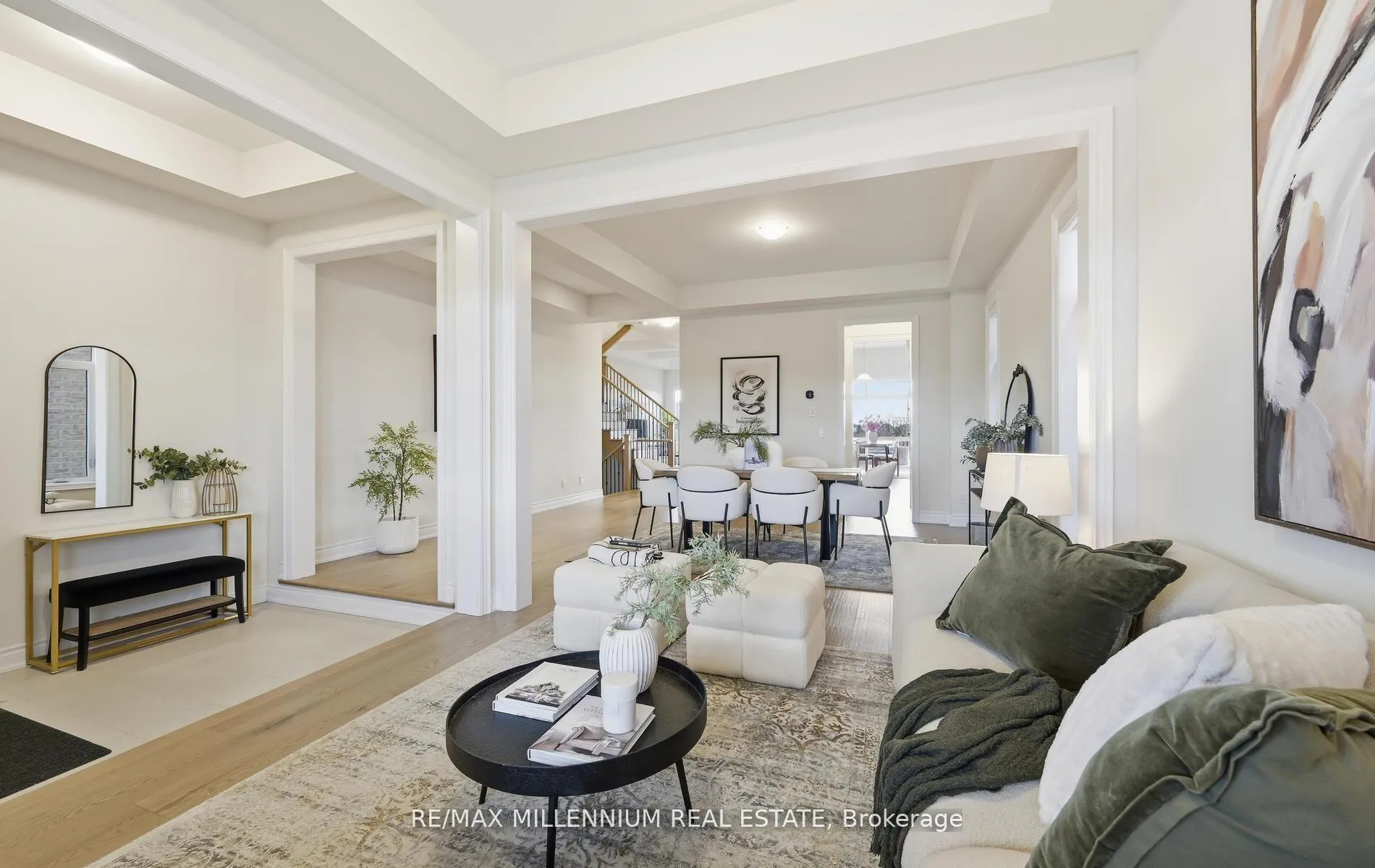 Photo 6 of 7 Spring Garden Court, Whitby, Rural Whitby — HOMEH