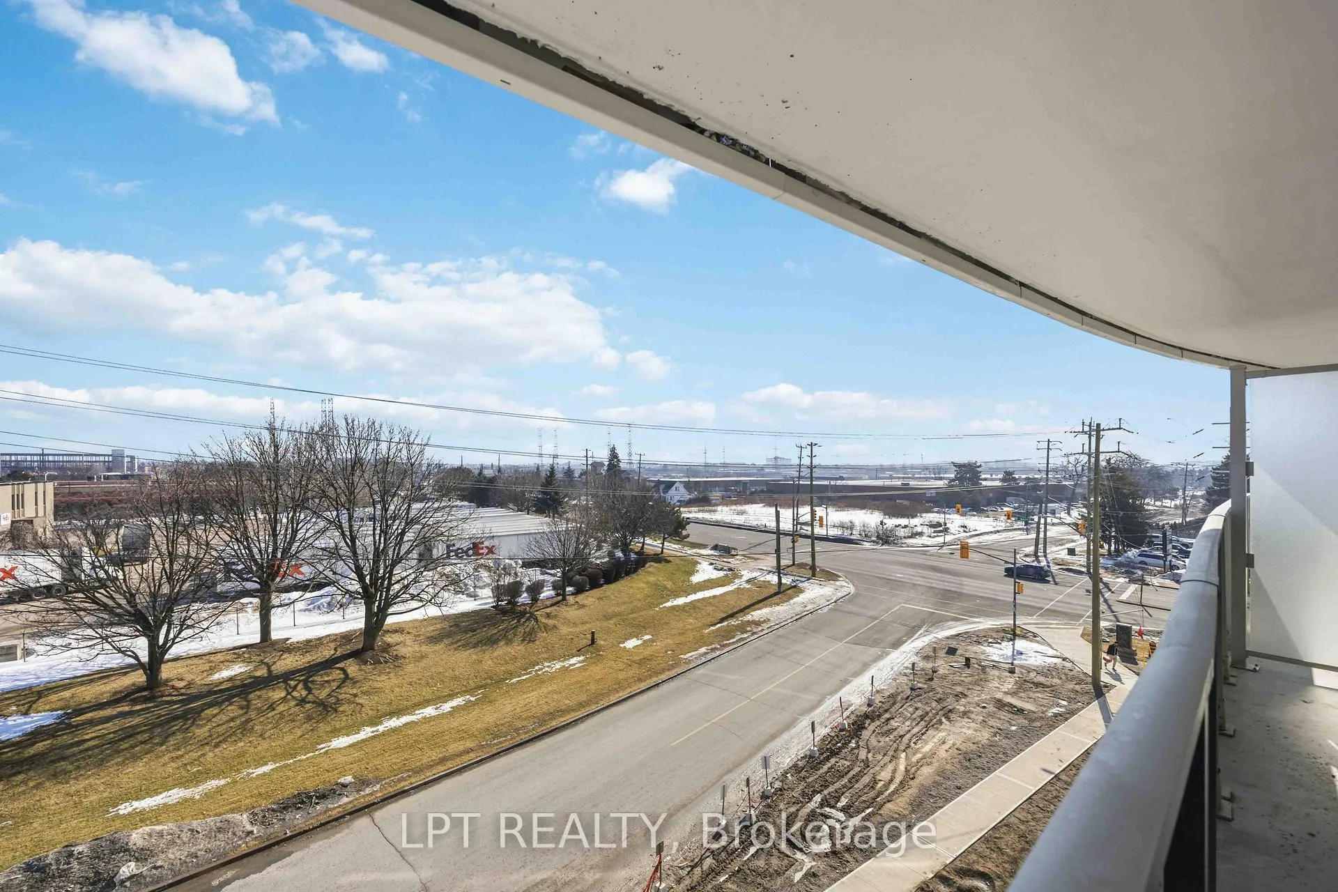 Photo 12 of Unit 304, 1010 Sandy Beach Road, Pickering, Bay Ridges — HOMEH