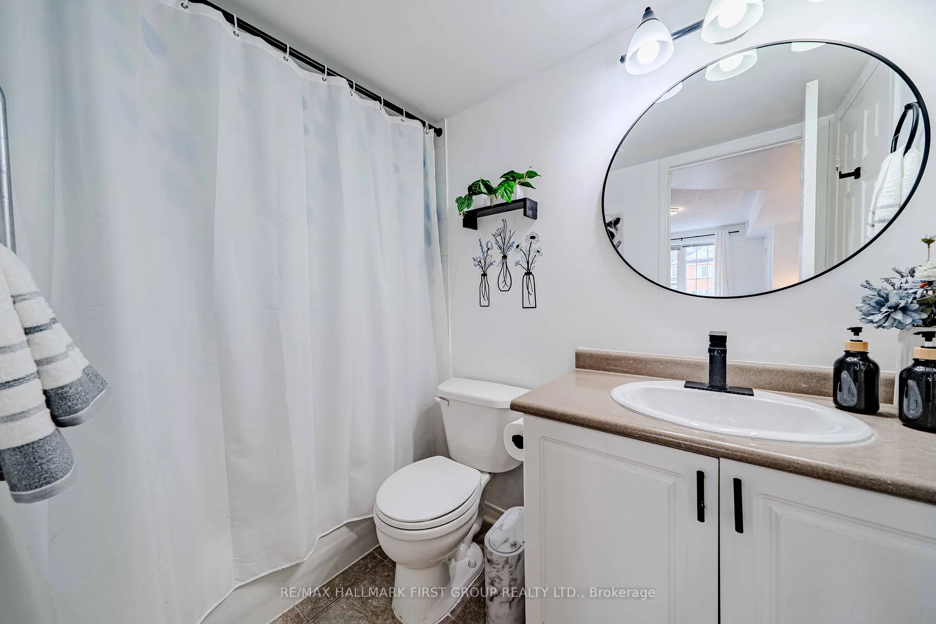 Photo 35 of Unit 1, 84 Petra Way, Whitby, Pringle Creek — HOMEH