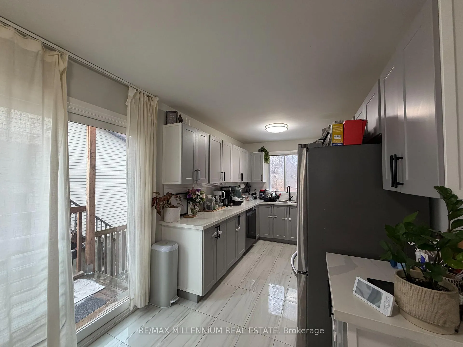Photo 8 of 145 Londonderry Street, Oshawa, Vanier — HOMEH