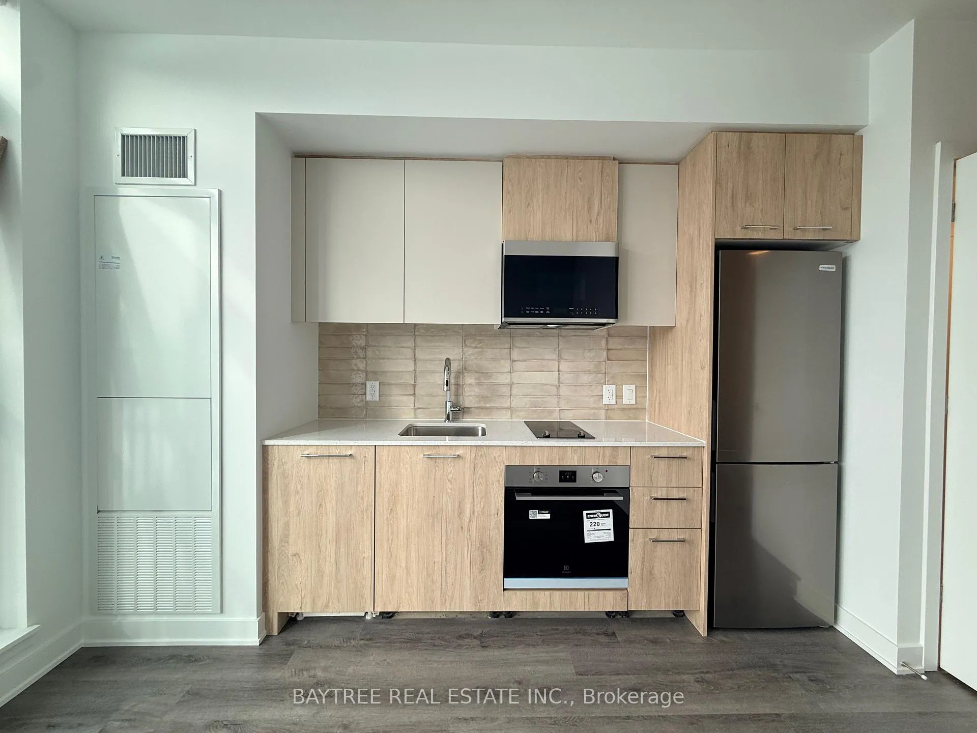 Front of Unit 625, 30 Dreamers Way