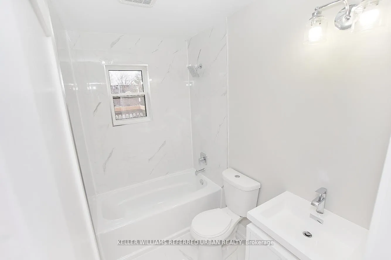 Photo 11 of Unit Upper, 911 Dovercourt Road, Toronto, Palmerston-Little Italy — HOMEH