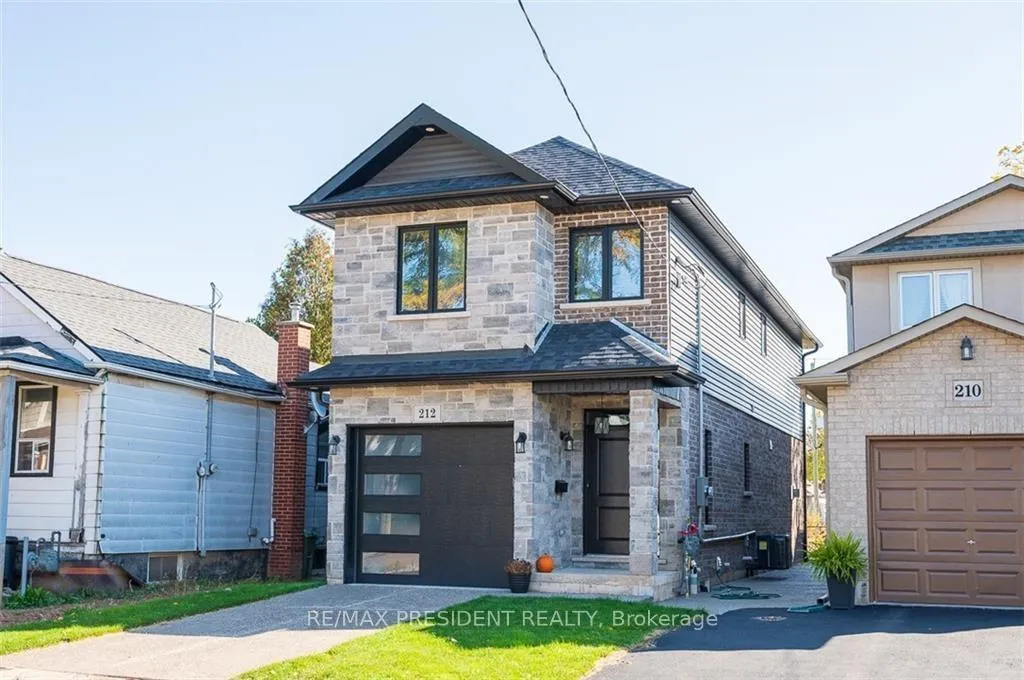 Photo 3 of 212 Weir Street N, Hamilton, Homeside — HOMEH