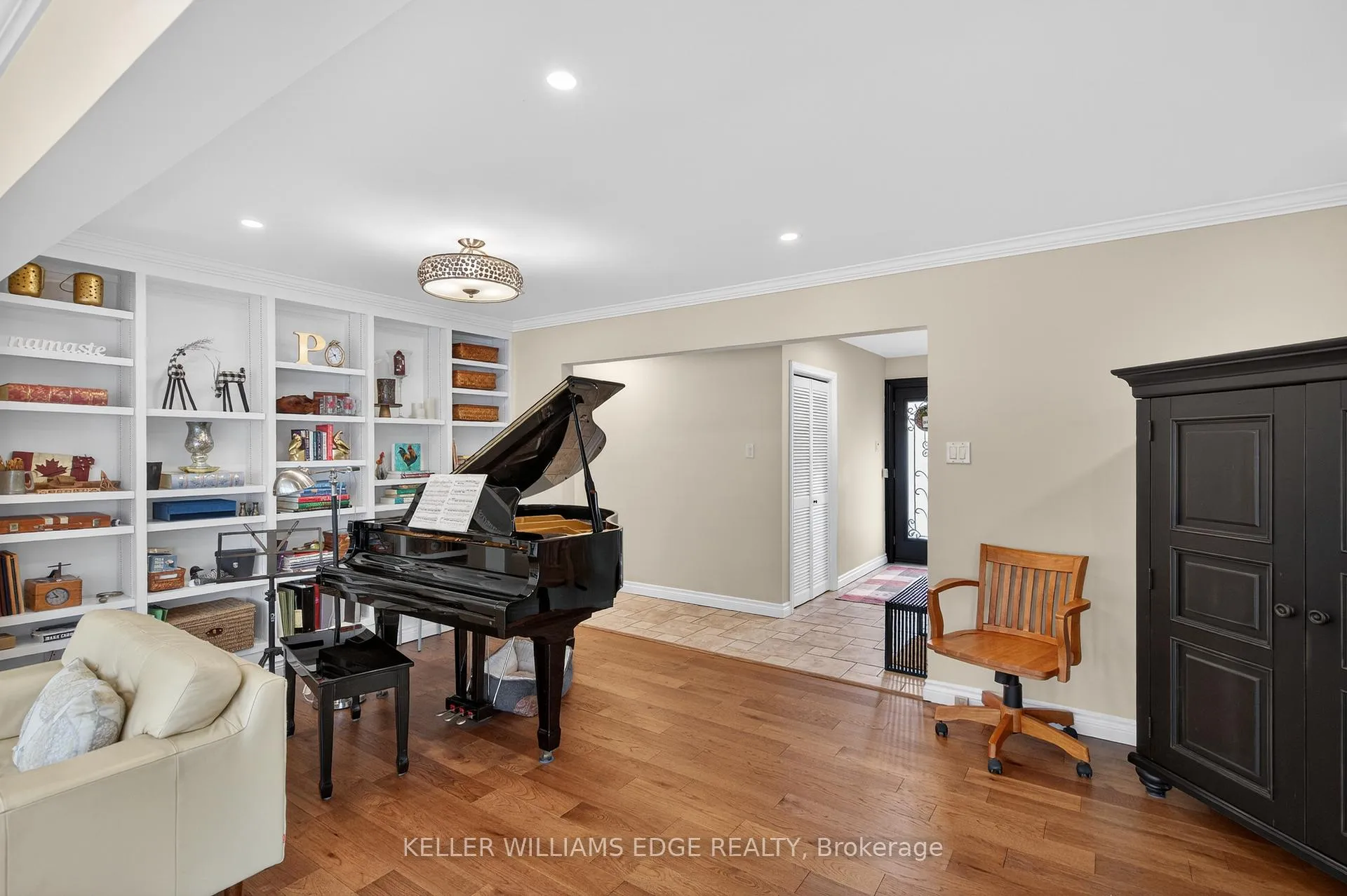 Photo 8 of 484 11TH Concession Road E, Hamilton, Rural Flamborough — HOMEH