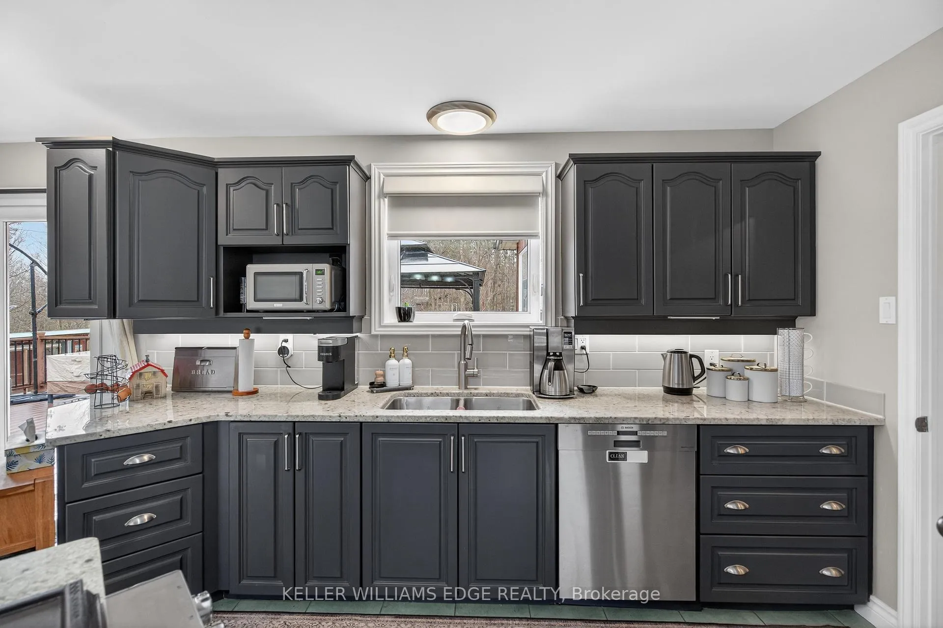 Photo 15 of 484 11TH Concession Road E, Hamilton, Rural Flamborough — HOMEH