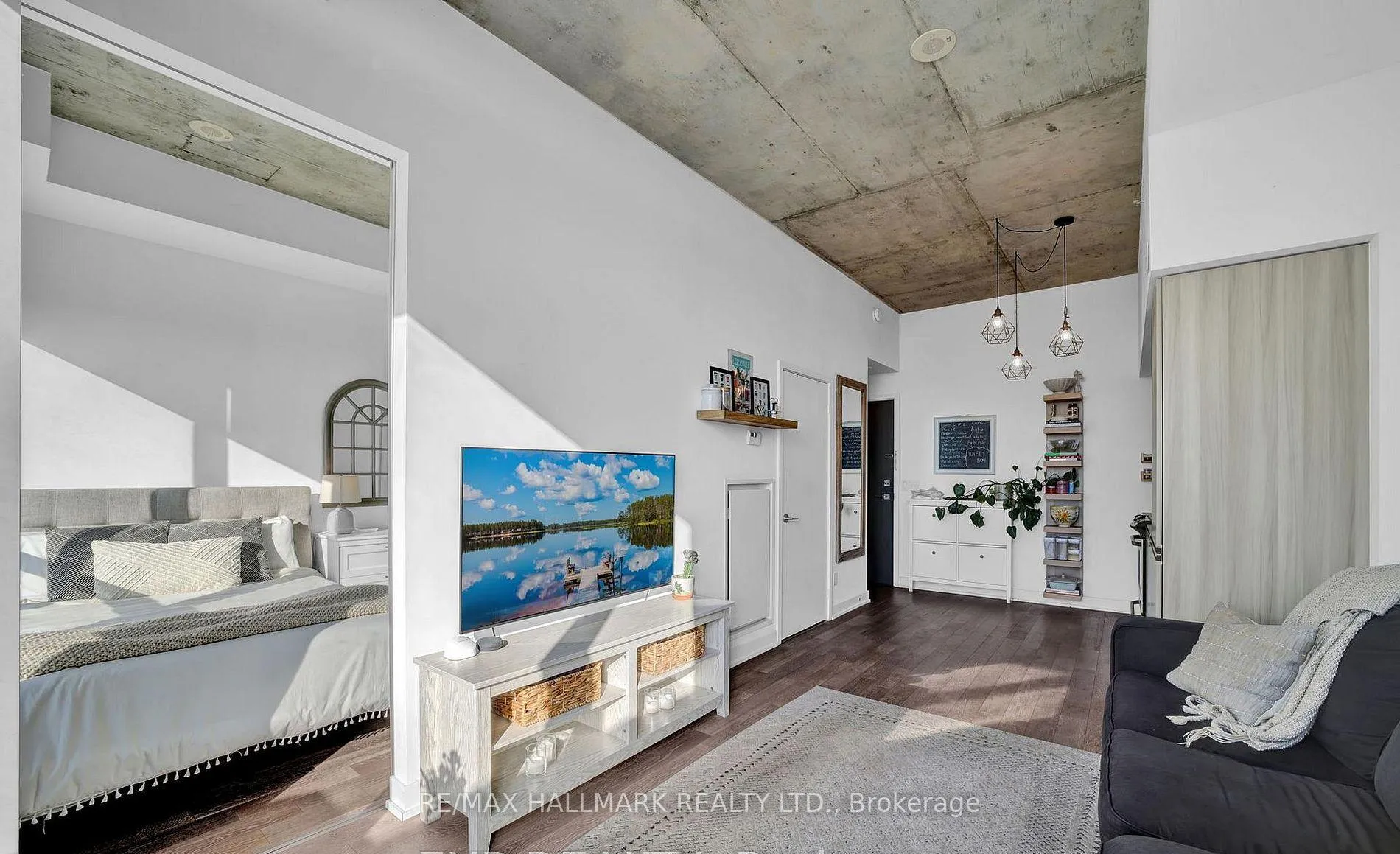 Photo 7 of Unit 804, 1238 Dundas Street E, Toronto, South Riverdale — HOMEH
