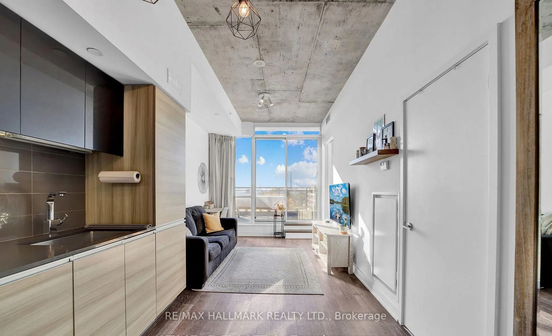 Photo 13 of Unit 804, 1238 Dundas Street E, Toronto, South Riverdale — HOMEH
