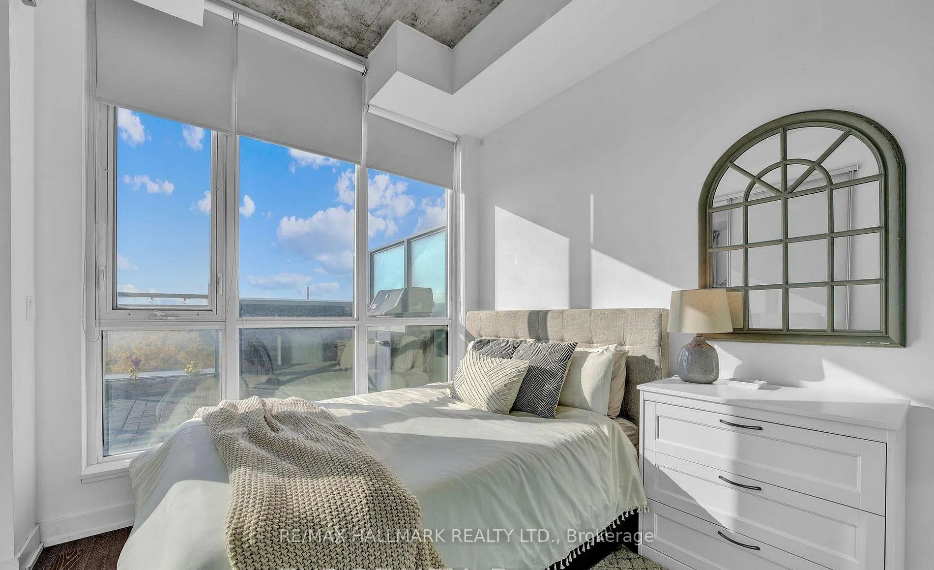Photo 16 of Unit 804, 1238 Dundas Street E, Toronto, South Riverdale — HOMEH