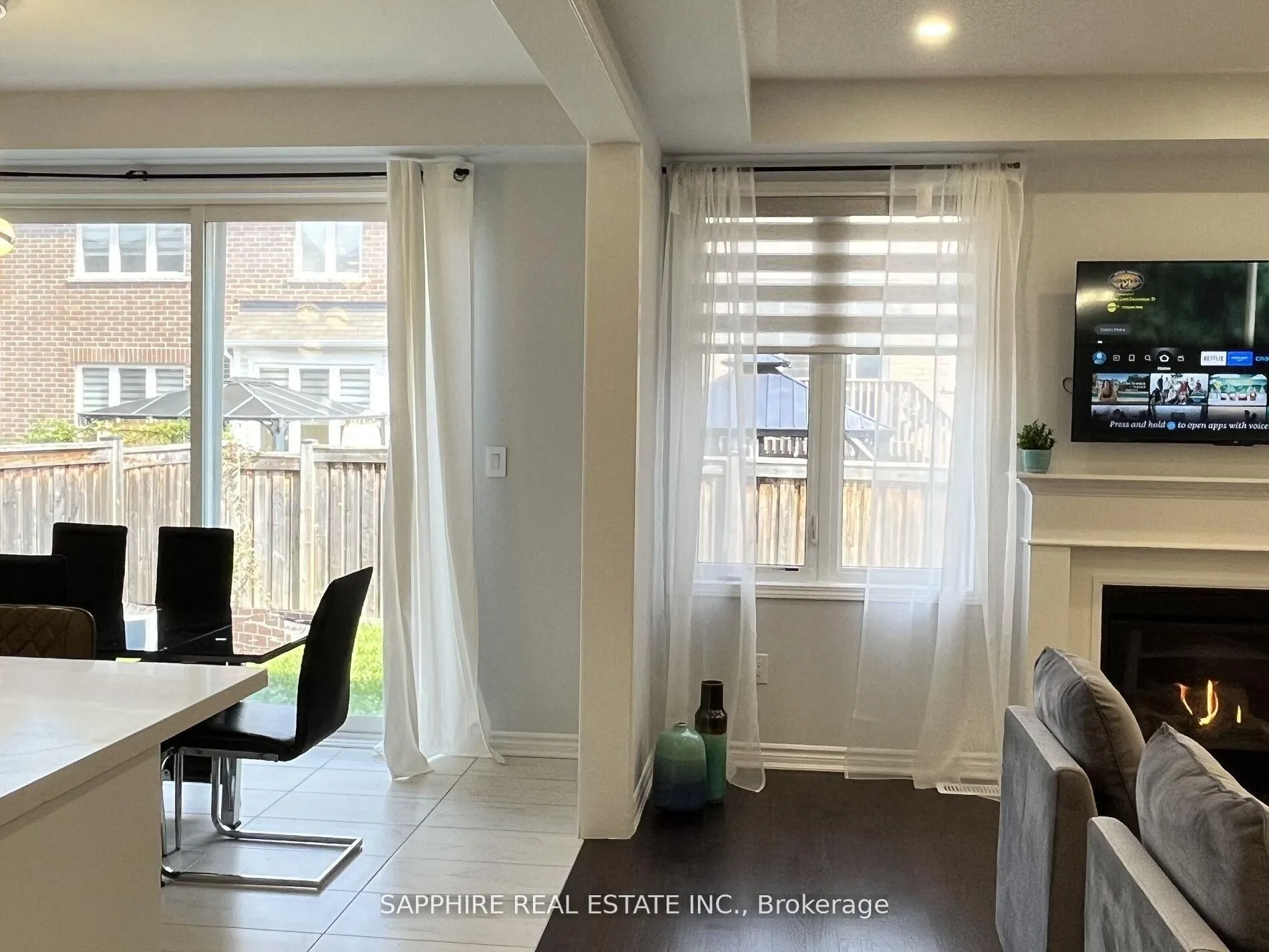 Photo 14 of 325 Trudeau (Upstairs) Drive, Milton, Clarke — HOMEH