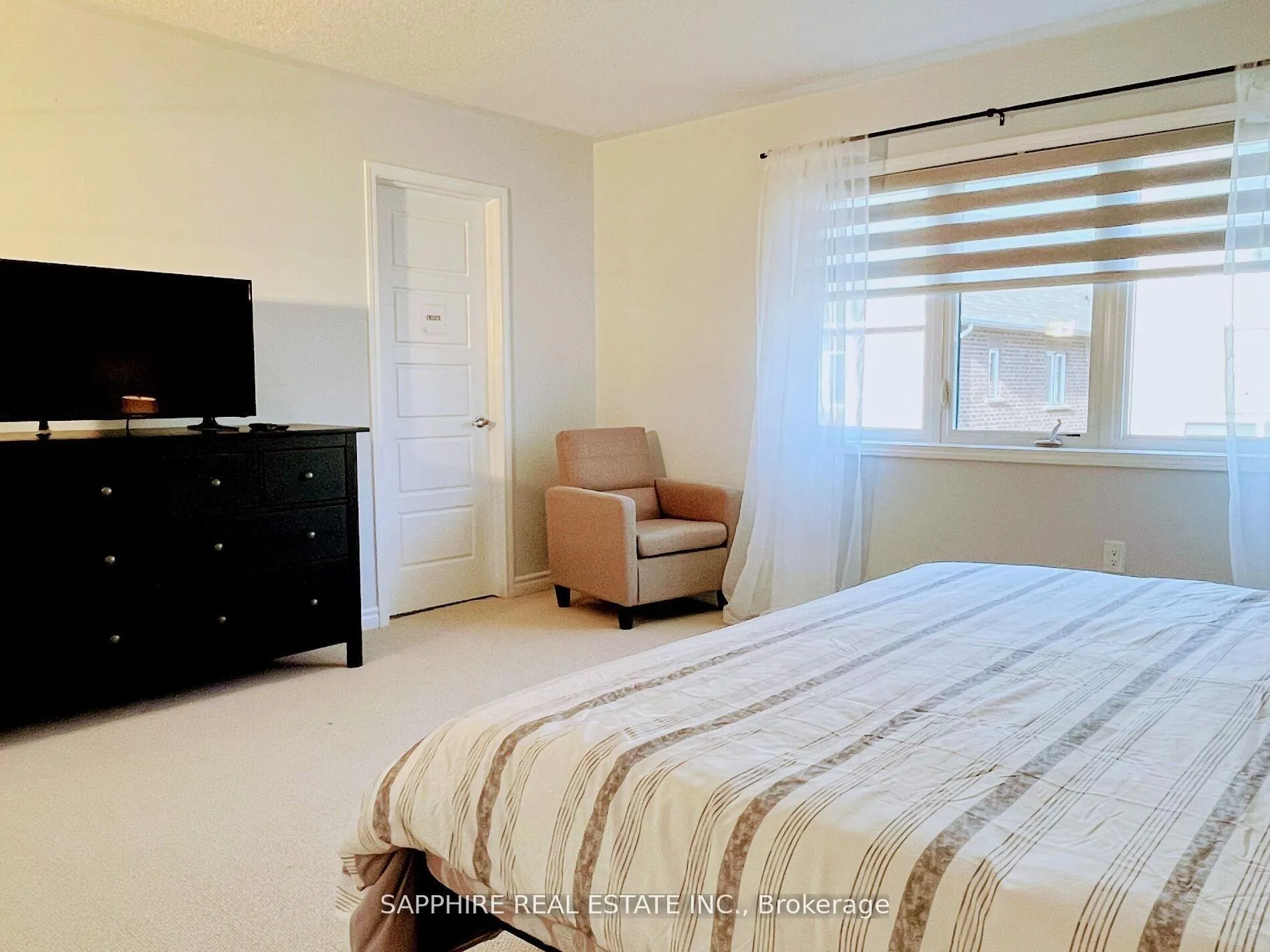 Photo 20 of 325 Trudeau (Upstairs) Drive, Milton, Clarke — HOMEH