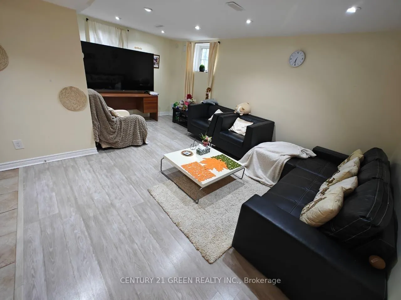 Photo 6 of Unit Bsmt, 21 Timbercove Road, Brampton, Credit Valley — HOMEH