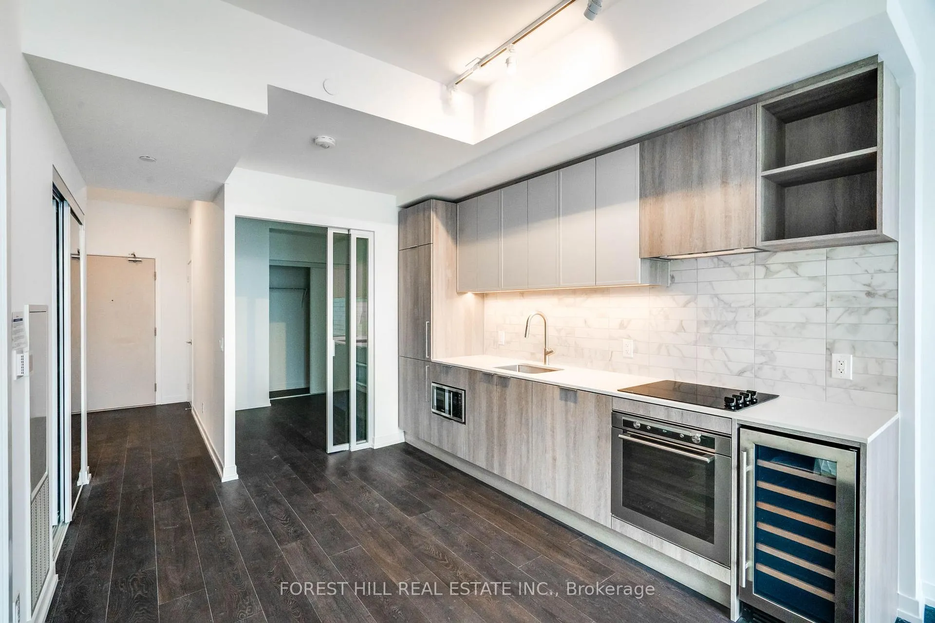 Photo 1 of Unit 833, 2020 Bathurst Street, Toronto, Forest Hill South — HOMEH