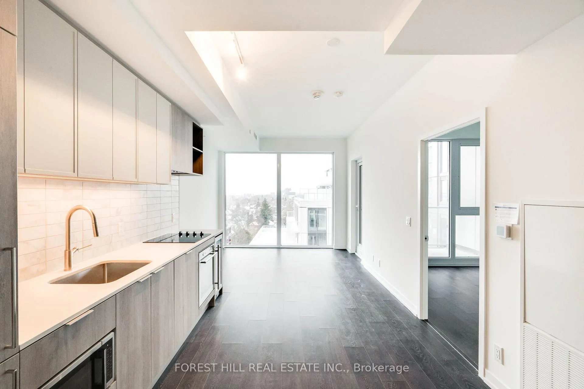 Photo 2 of Unit 833, 2020 Bathurst Street, Toronto, Forest Hill South — HOMEH