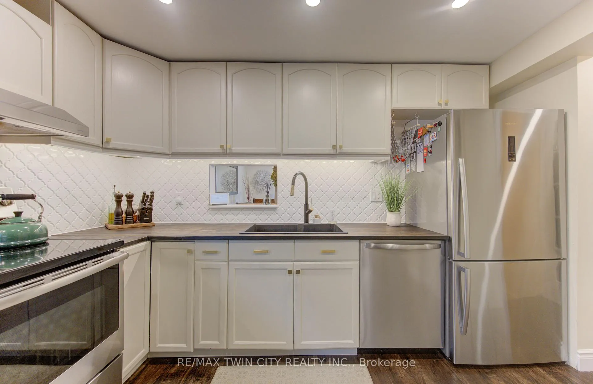 Photo 14 of Unit 36, 175 Elm Ridge Drive, Kitchener — HOMEH