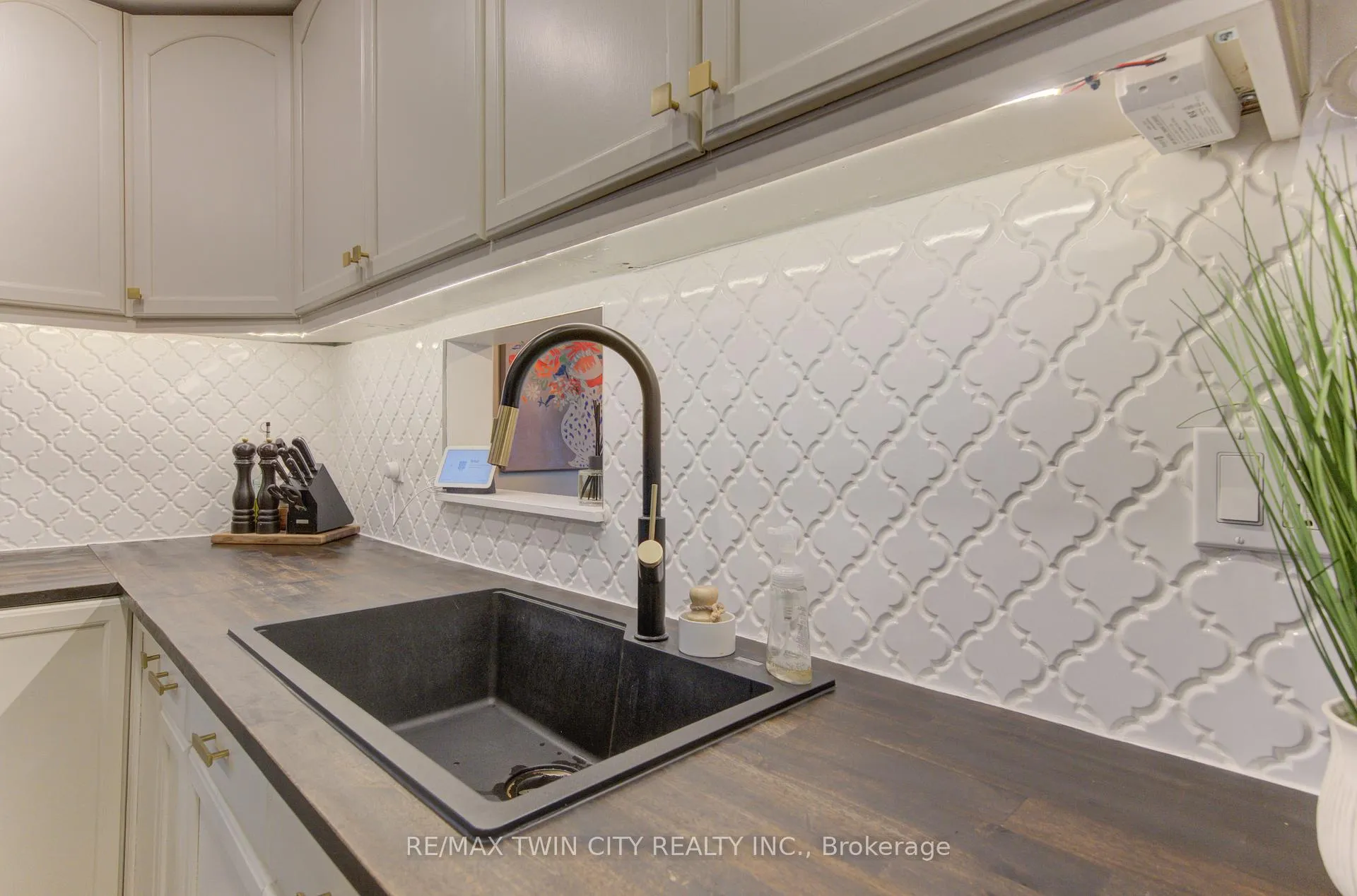 Photo 17 of Unit 36, 175 Elm Ridge Drive, Kitchener — HOMEH