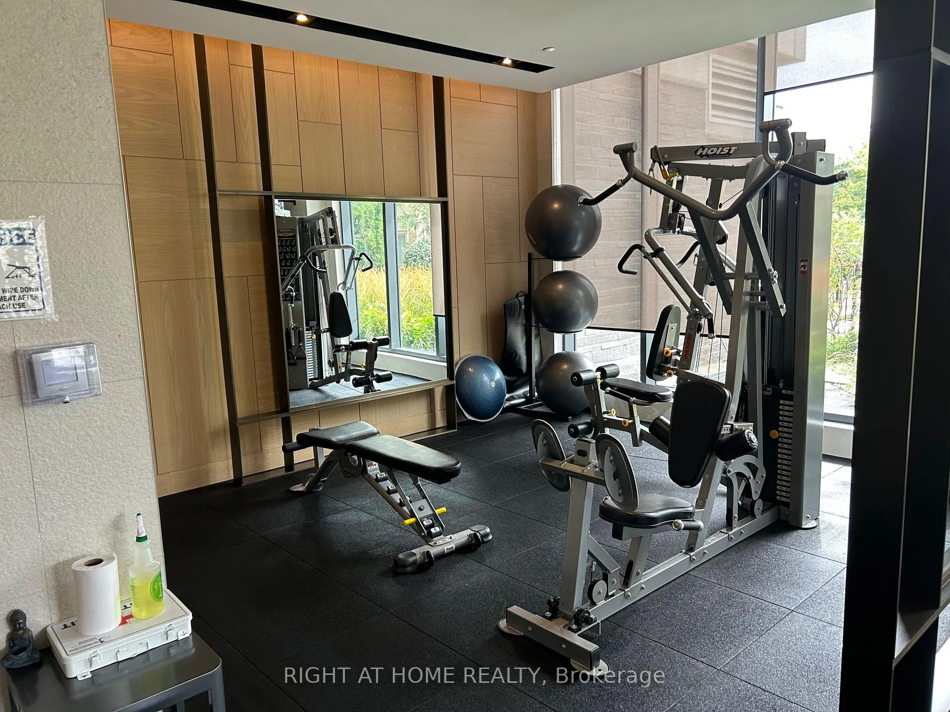 Photo 6 of Unit 603, 1255 Bayly Street, Pickering, Bay Ridges — HOMEH