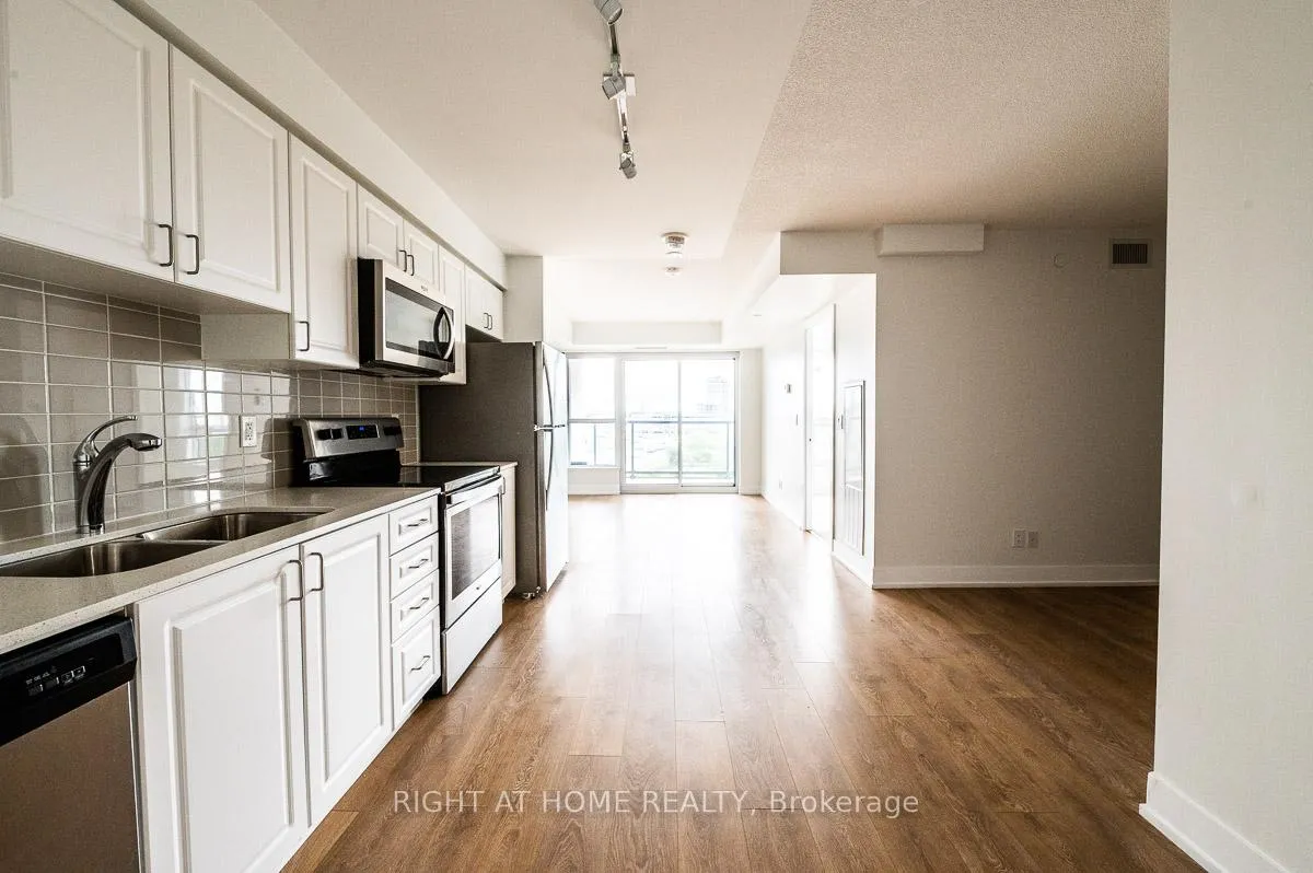 Photo 11 of Unit 603, 1255 Bayly Street, Pickering, Bay Ridges — HOMEH