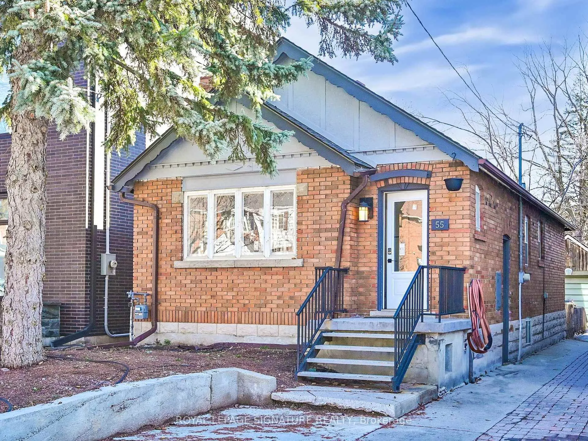 Photo 3 of 55 Banff Road, Toronto, Mount Pleasant East — HOMEH