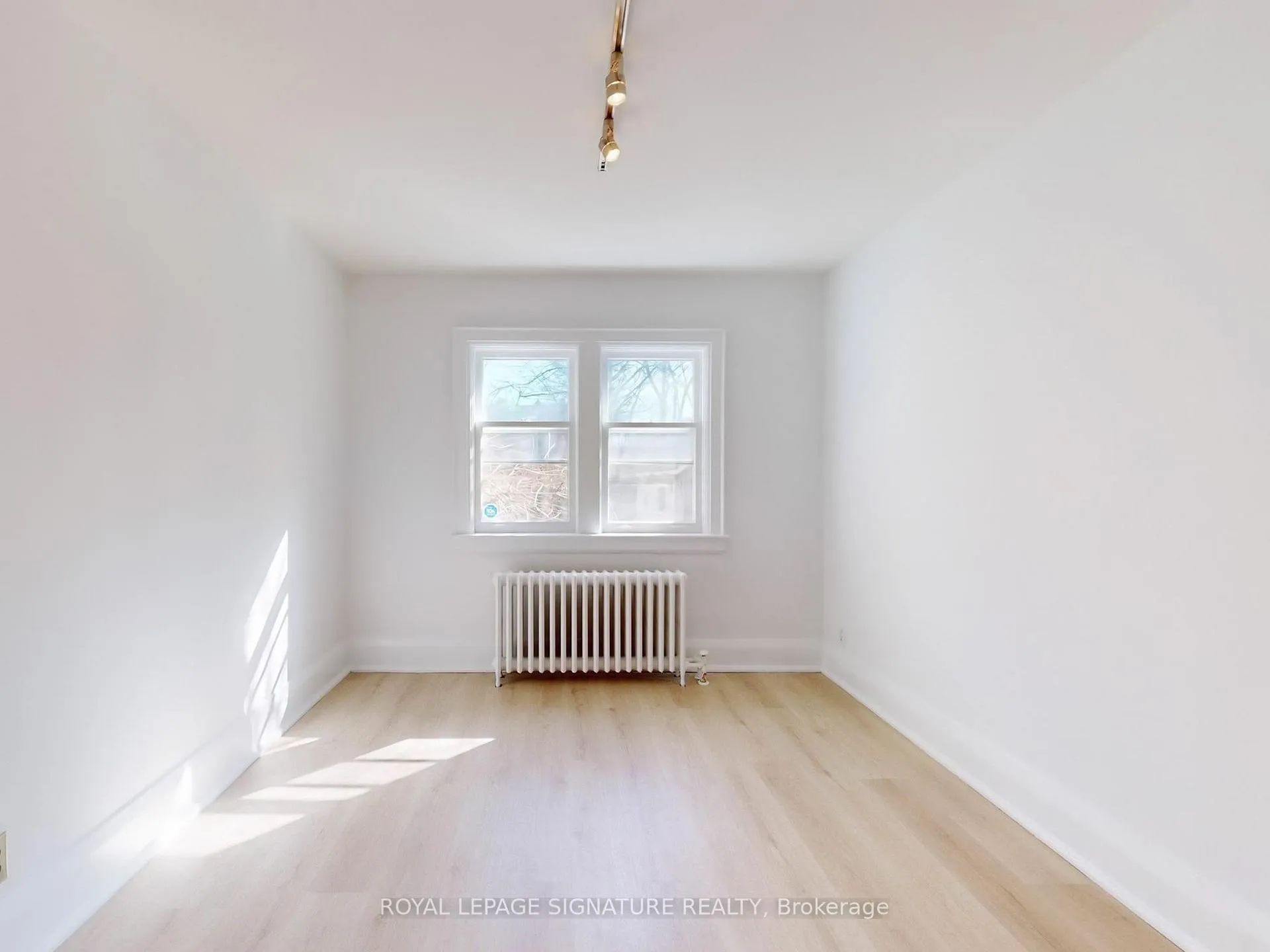 Photo 14 of 55 Banff Road, Toronto, Mount Pleasant East — HOMEH