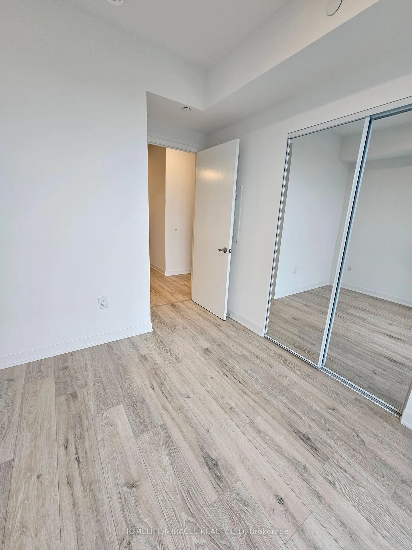 Photo 13 of Unit 814, 20 All Nations Drive, Brampton, Northwest Brampton — HOMEH