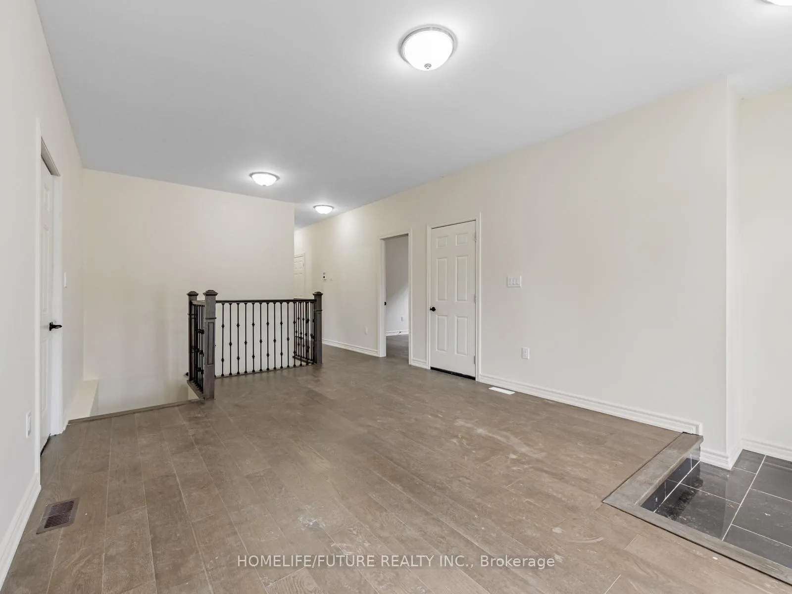 Photo 6 of 506 Simcoe Street, Brock, Beaverton — HOMEH