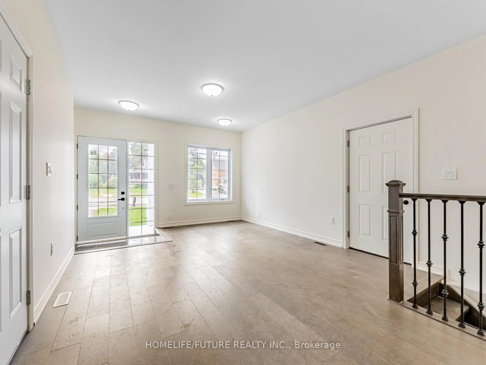 Photo 7 of 506 Simcoe Street, Brock, Beaverton — HOMEH