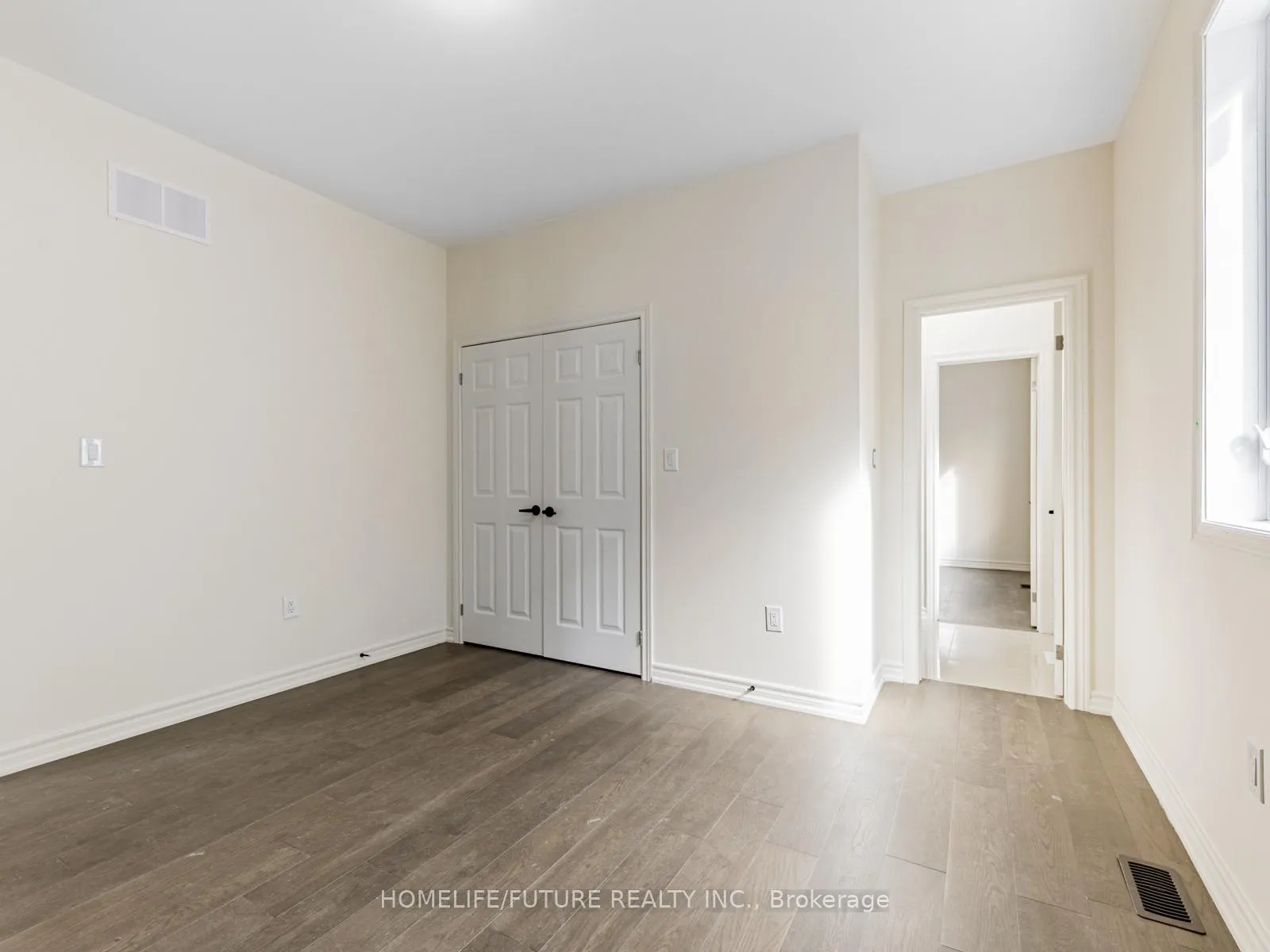 Photo 20 of 506 Simcoe Street, Brock, Beaverton — HOMEH
