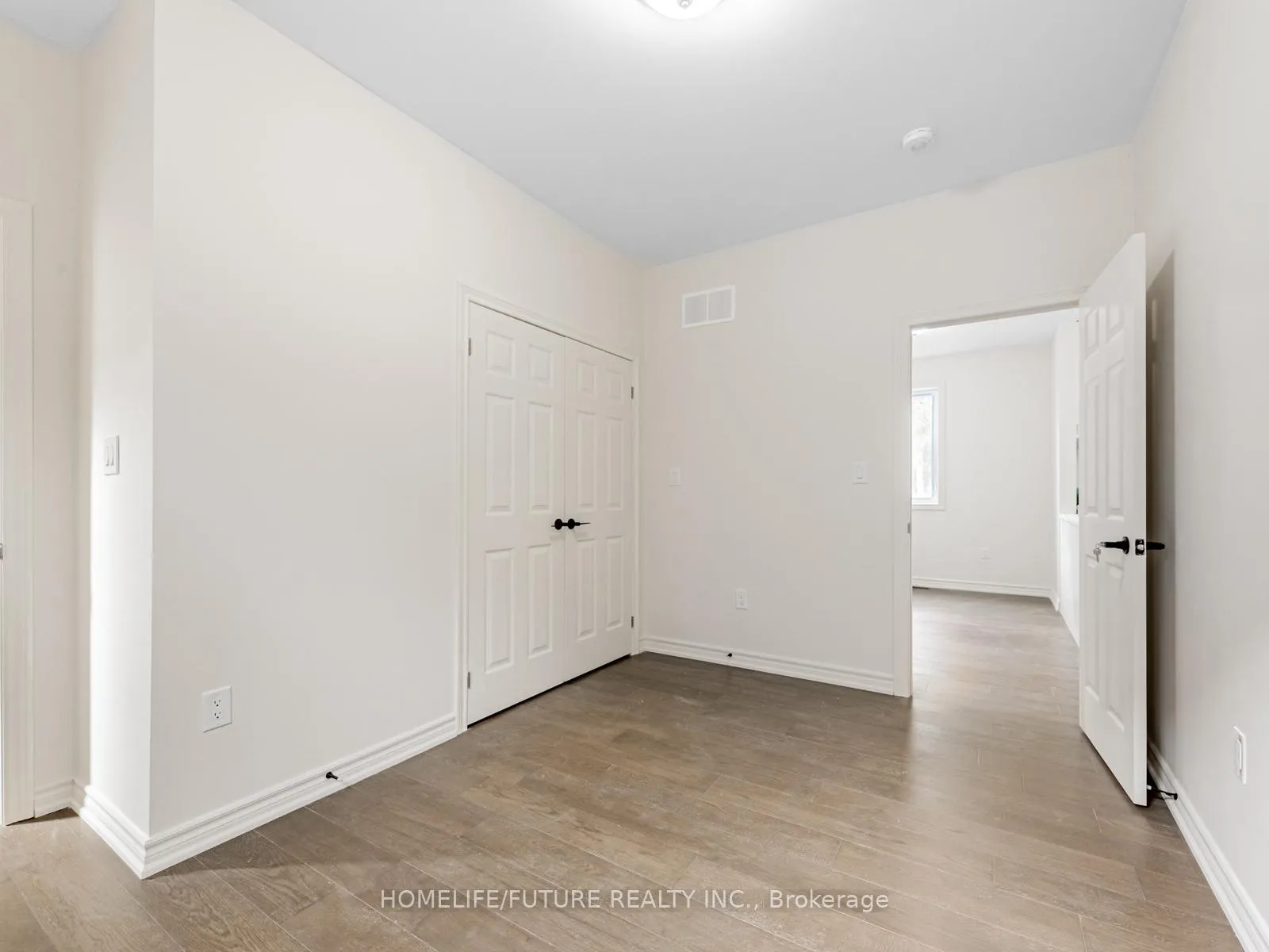 Photo 24 of 506 Simcoe Street, Brock, Beaverton — HOMEH