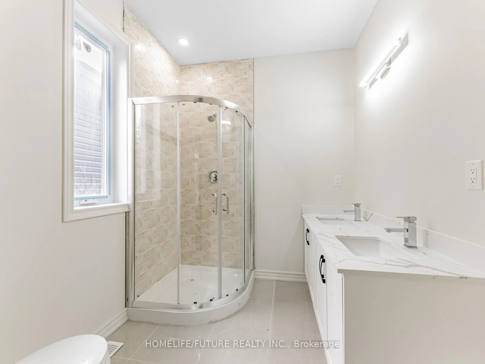 Photo 30 of 506 Simcoe Street, Brock, Beaverton — HOMEH