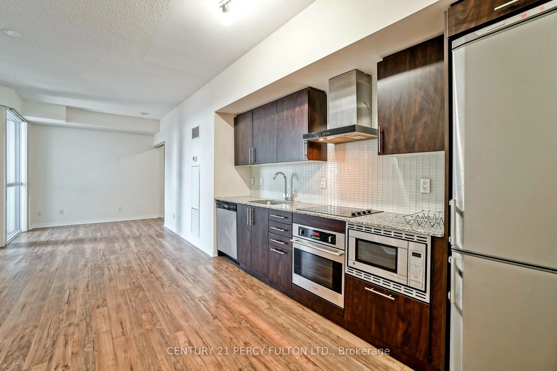Photo 3 of Unit 2211, 352 Front Street W, Toronto, Waterfront Communities — HOMEH