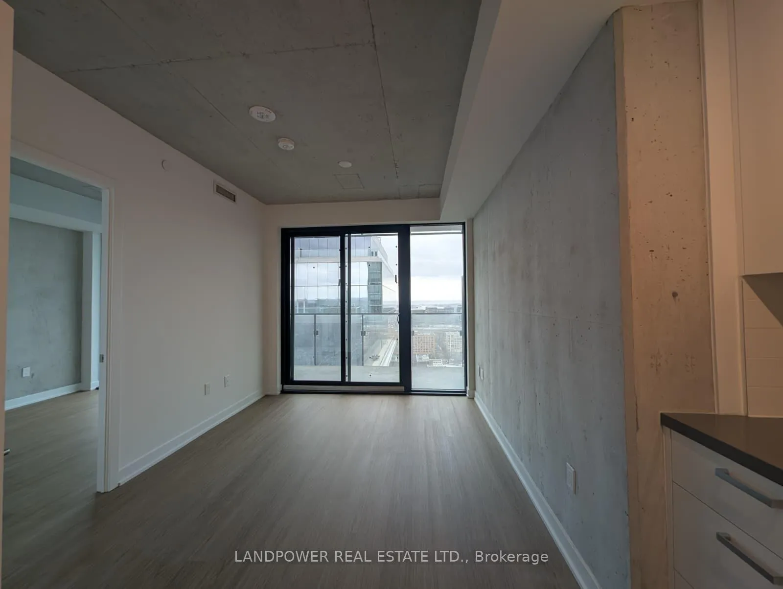 Photo 5 of Unit 2003, 284 King Street E, Toronto, Moss Park — HOMEH