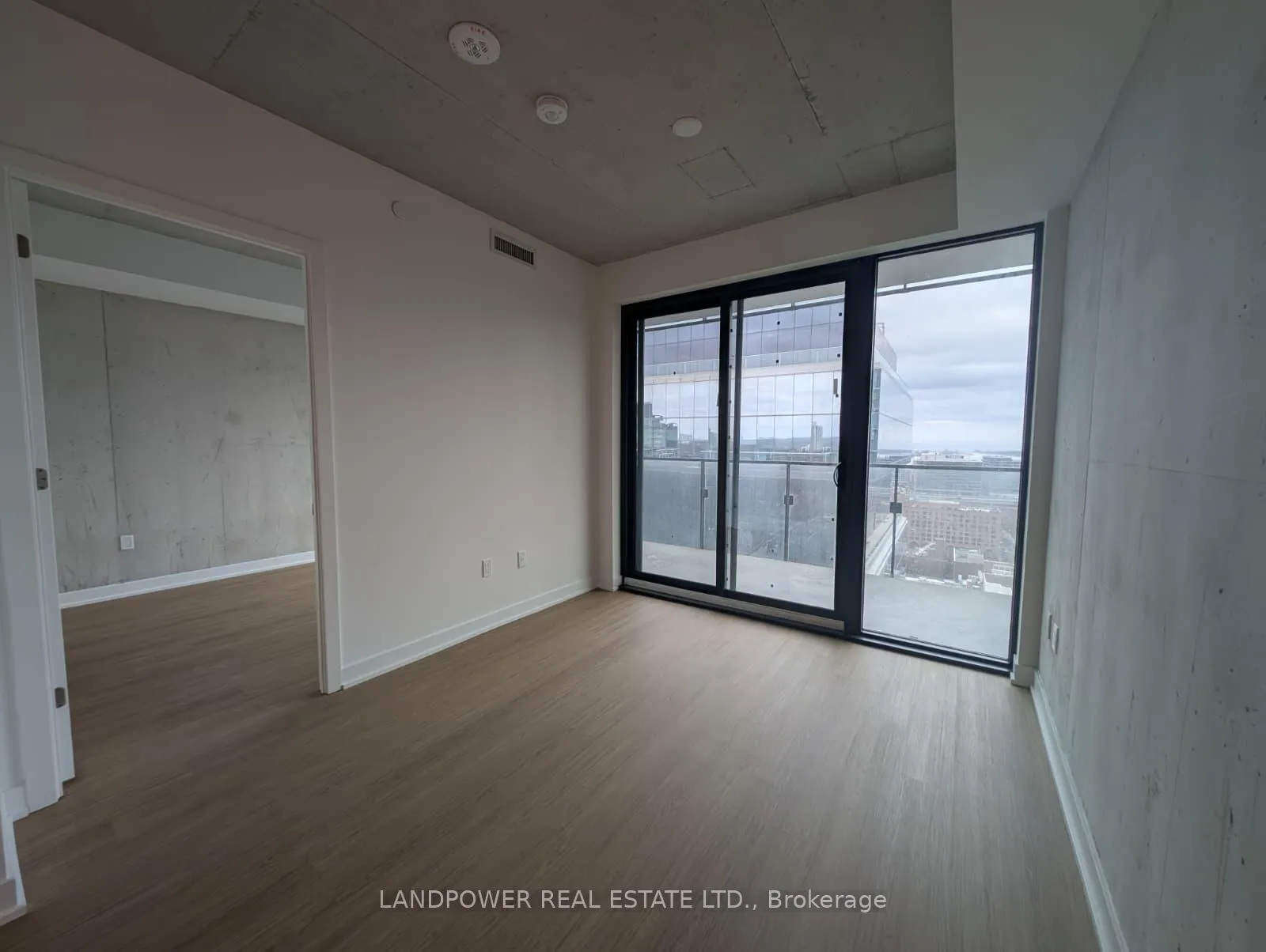 Photo 6 of Unit 2003, 284 King Street E, Toronto, Moss Park — HOMEH