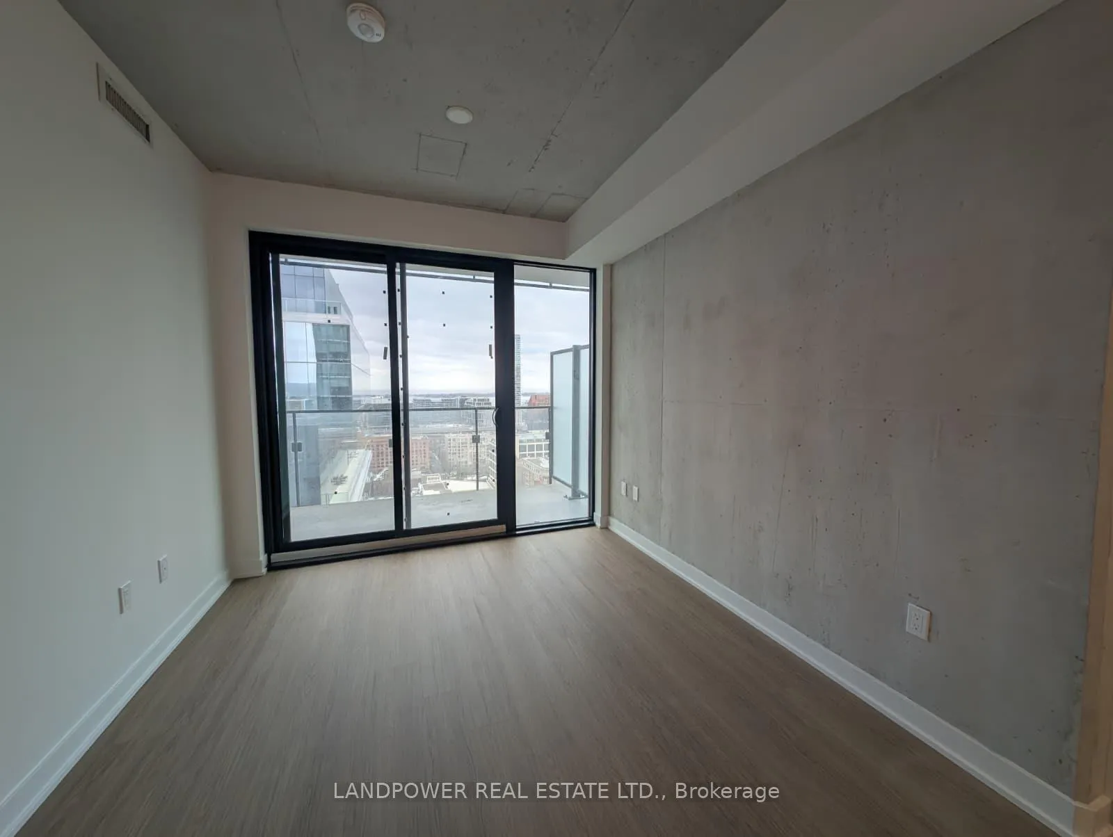 Photo 10 of Unit 2003, 284 King Street E, Toronto, Moss Park — HOMEH