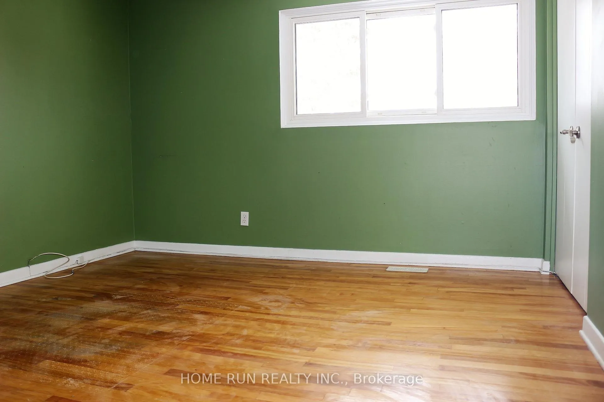 Photo 10 of 1000 Debra Avenue, Ottawa, Carleton Square — HOMEH