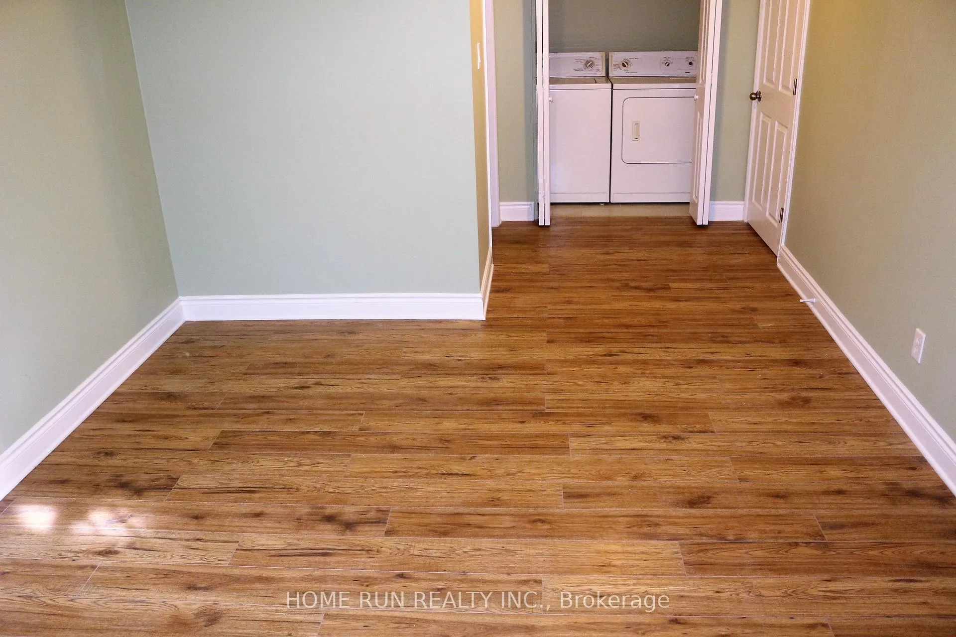 Photo 12 of 1000 Debra Avenue, Ottawa, Carleton Square — HOMEH