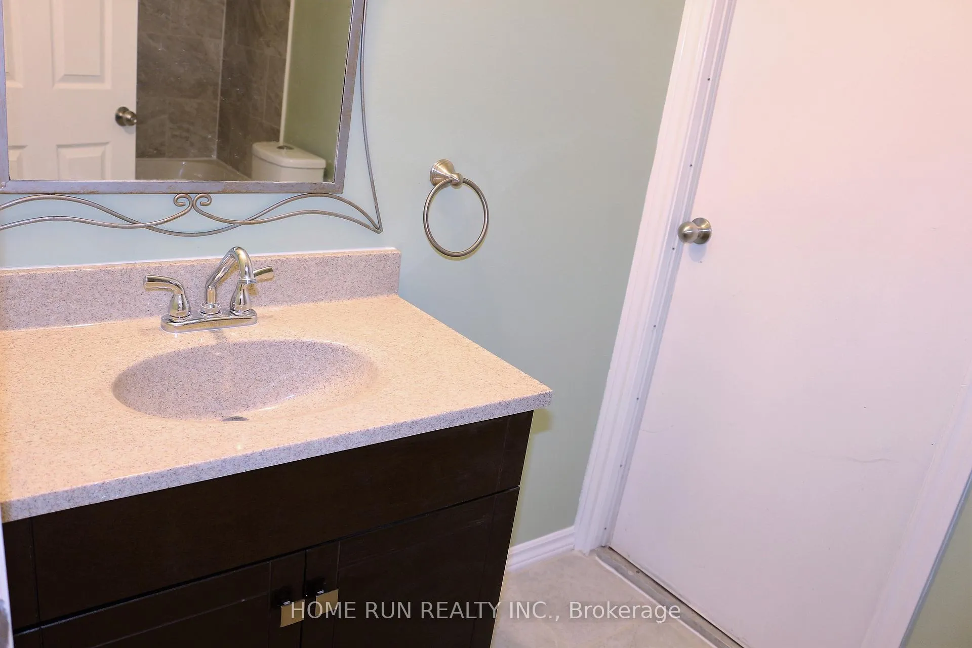 Photo 15 of 1000 Debra Avenue, Ottawa, Carleton Square — HOMEH