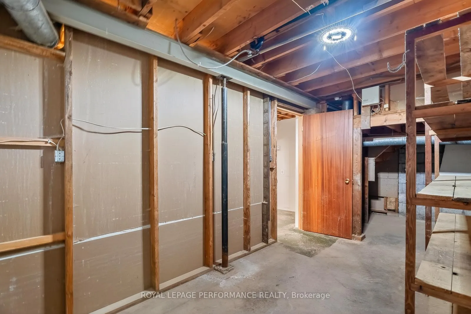 Photo 33 of 1132 Adirondack Drive, Ottawa, Kenson Park — HOMEH