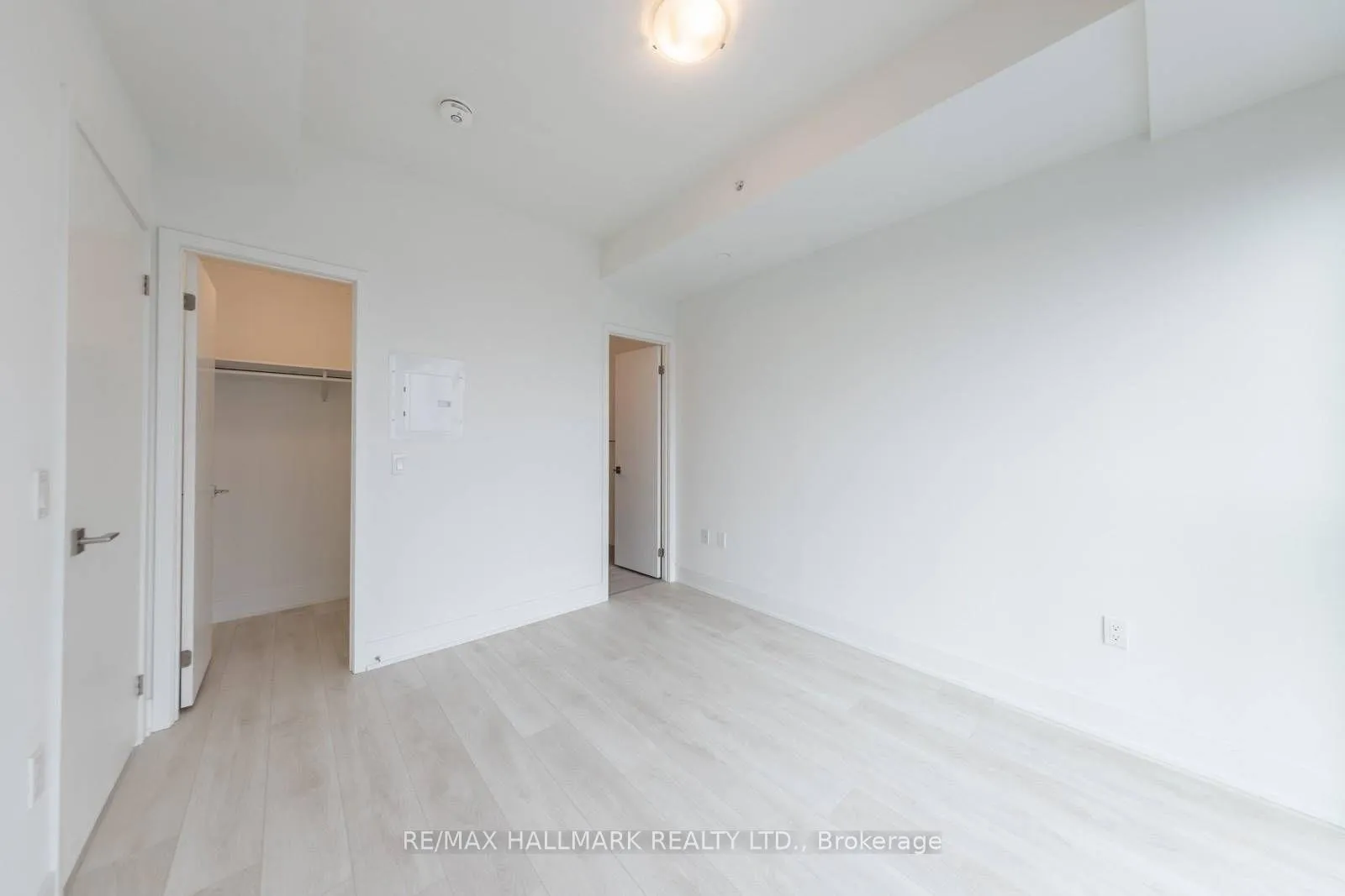 Photo 16 of Unit 327, 2908 Highway 7, Vaughan, Concord — HOMEH